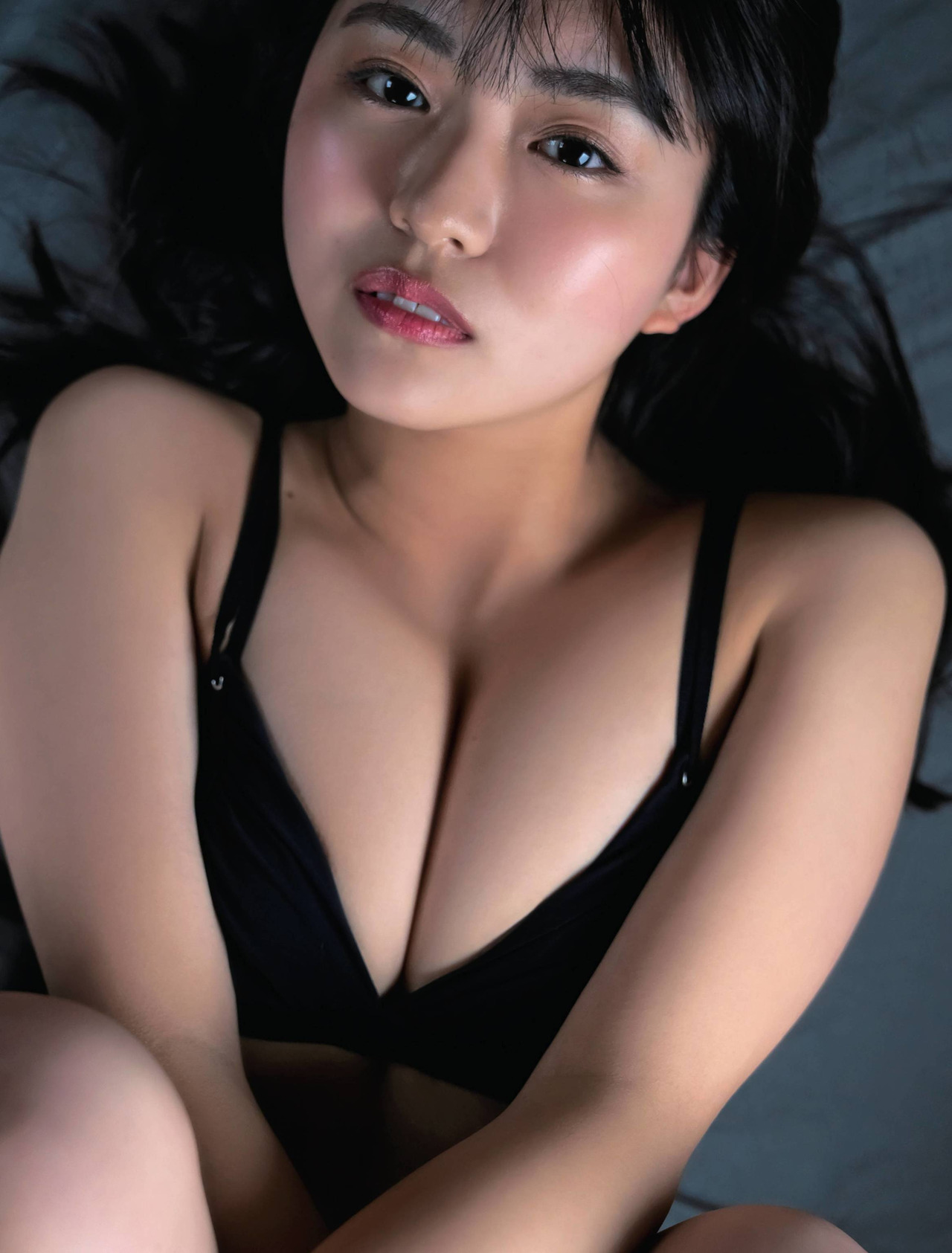 Runa Toyoda 豊田ルナ, Shonen Magazine 2021 No.30 (週刊少年マガジン 2021年30号) No.066f46