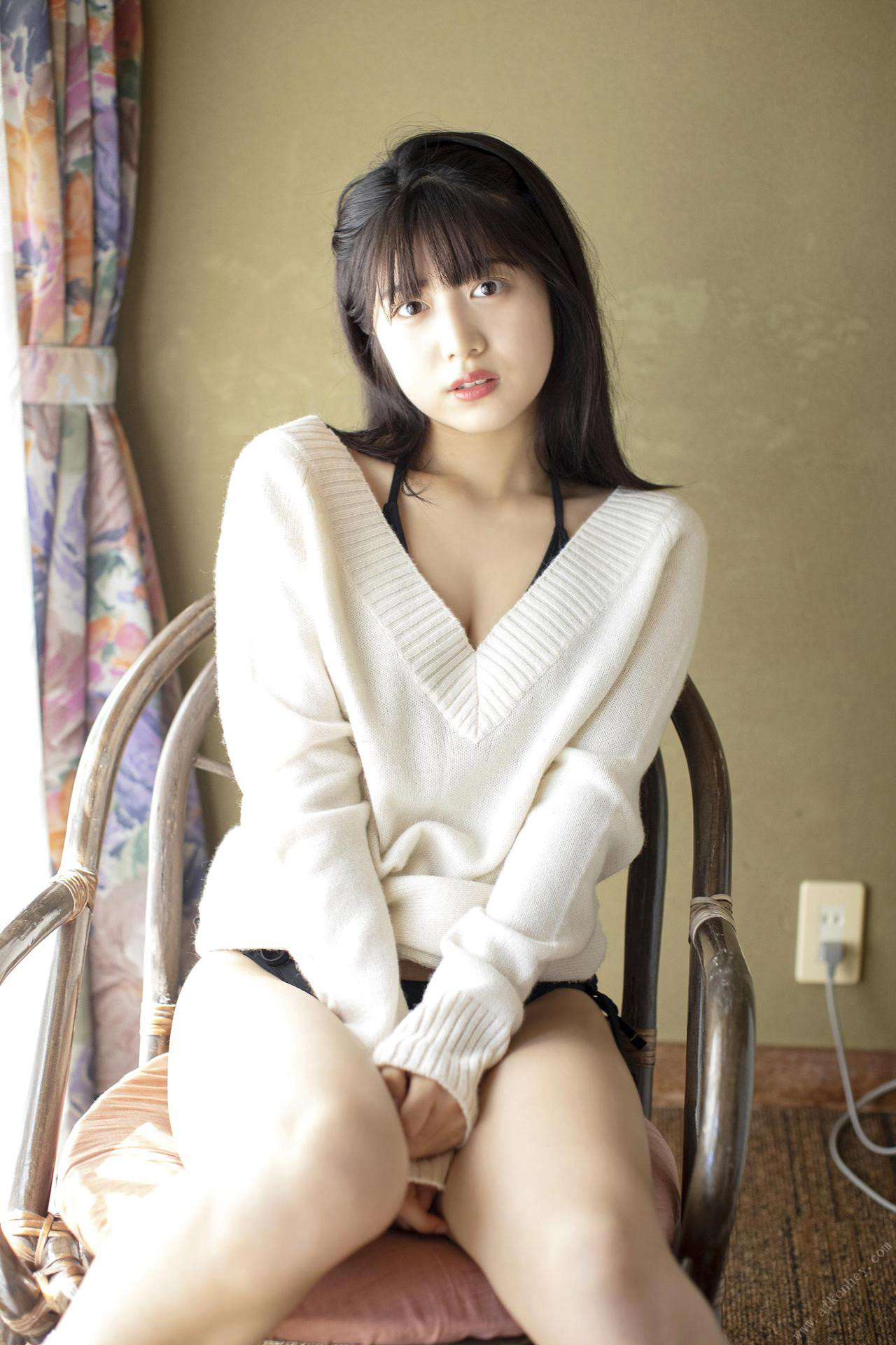 SODstar 小倉由菜×唯井まひろ 写真集 「求愛行動」 – Set.01 No.8a9b39