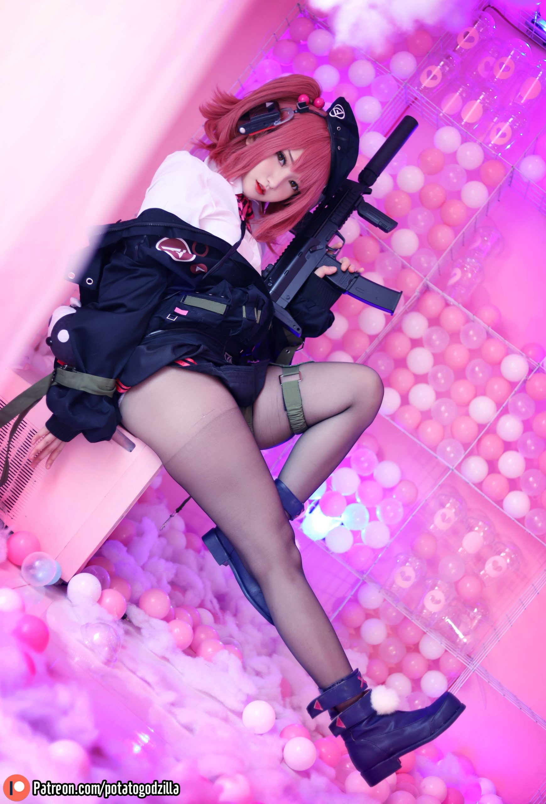 [Internet celebrity COSER photo] Potato Godzilla - MP7 (Girls Frontline)