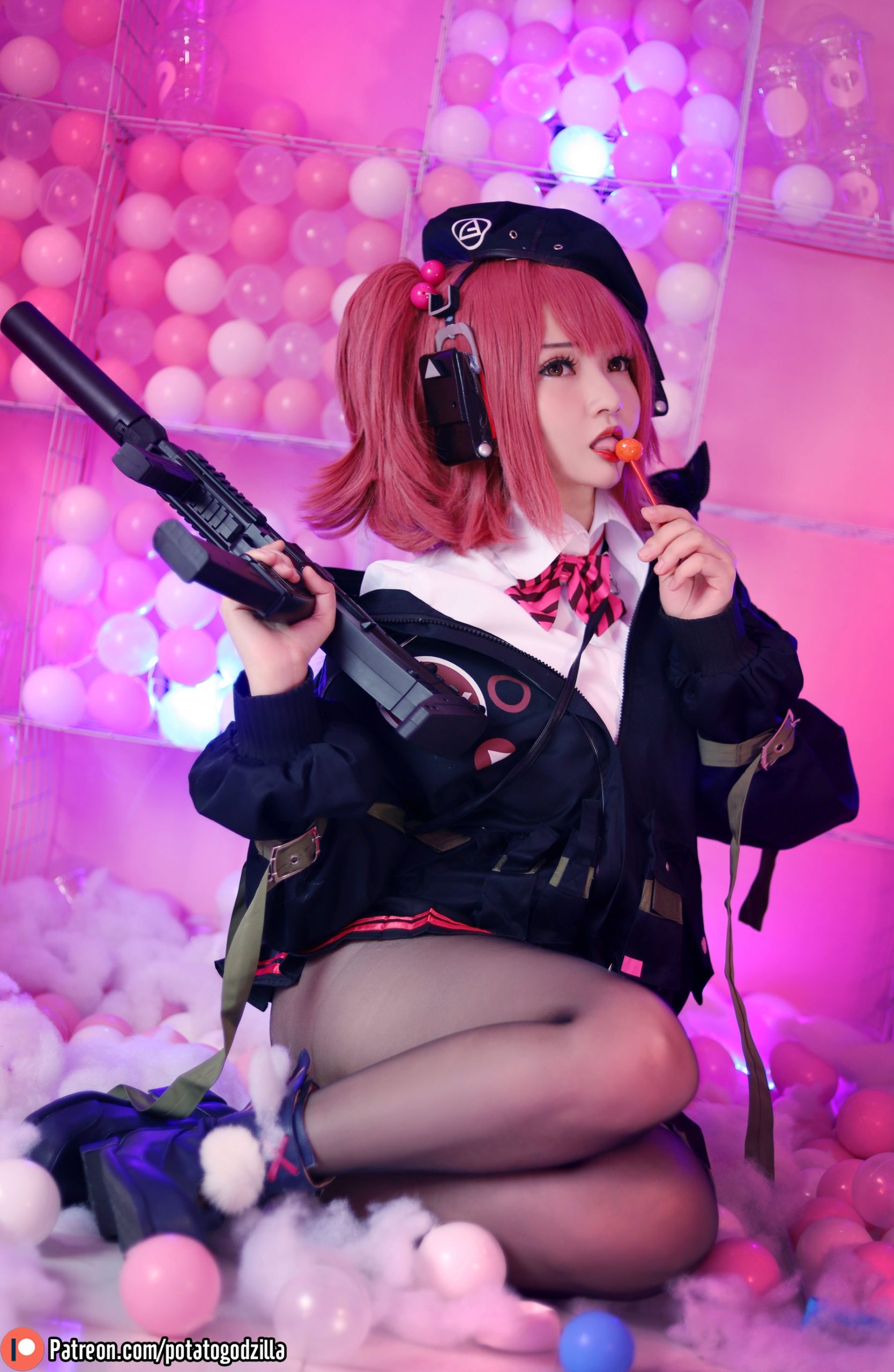 [Internet celebrity COSER photo] Potato Godzilla - MP7 (Girls Frontline)