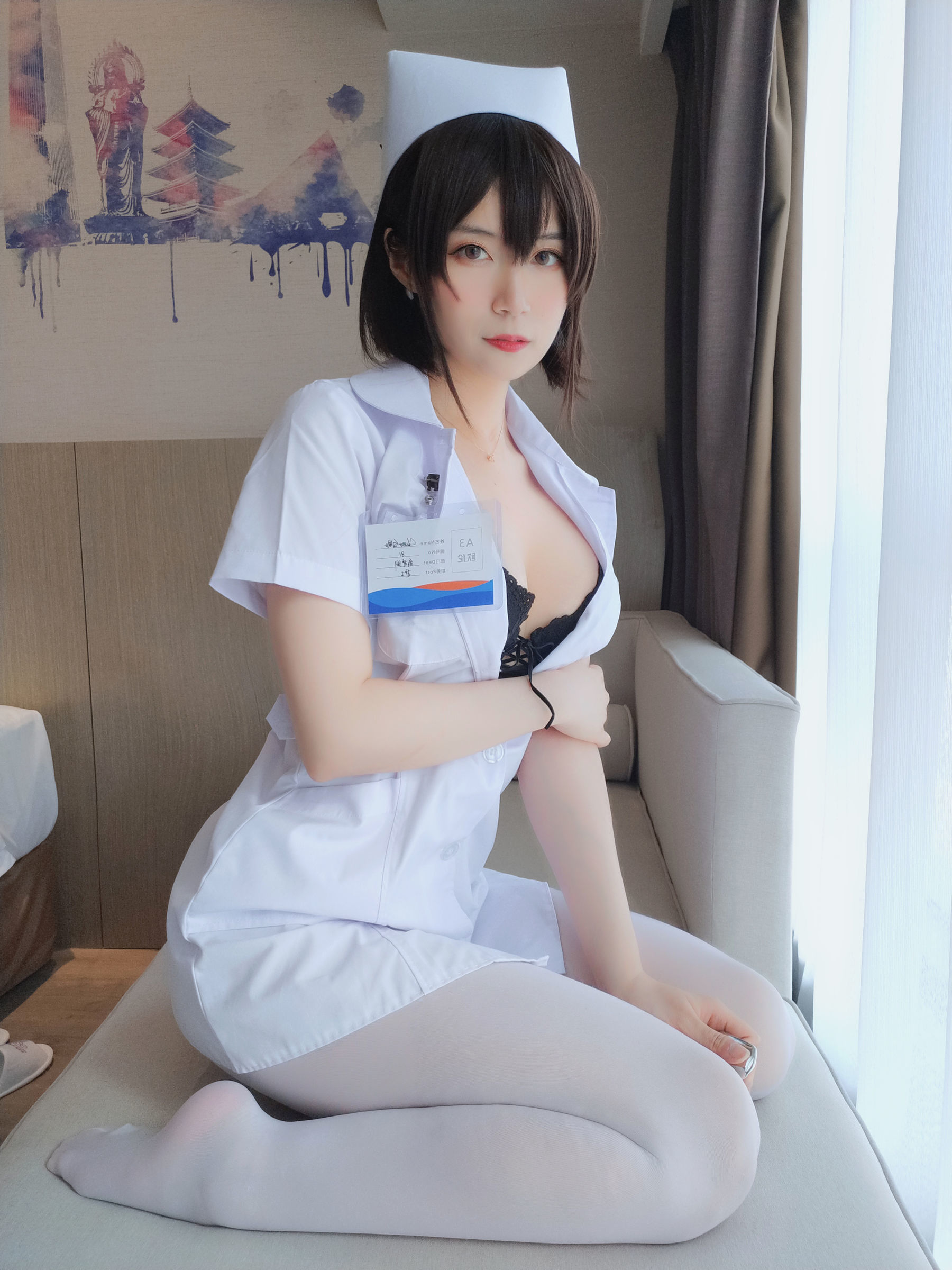 Silver 81 "Short Haired Little Nurse" [Cosplay Girl]