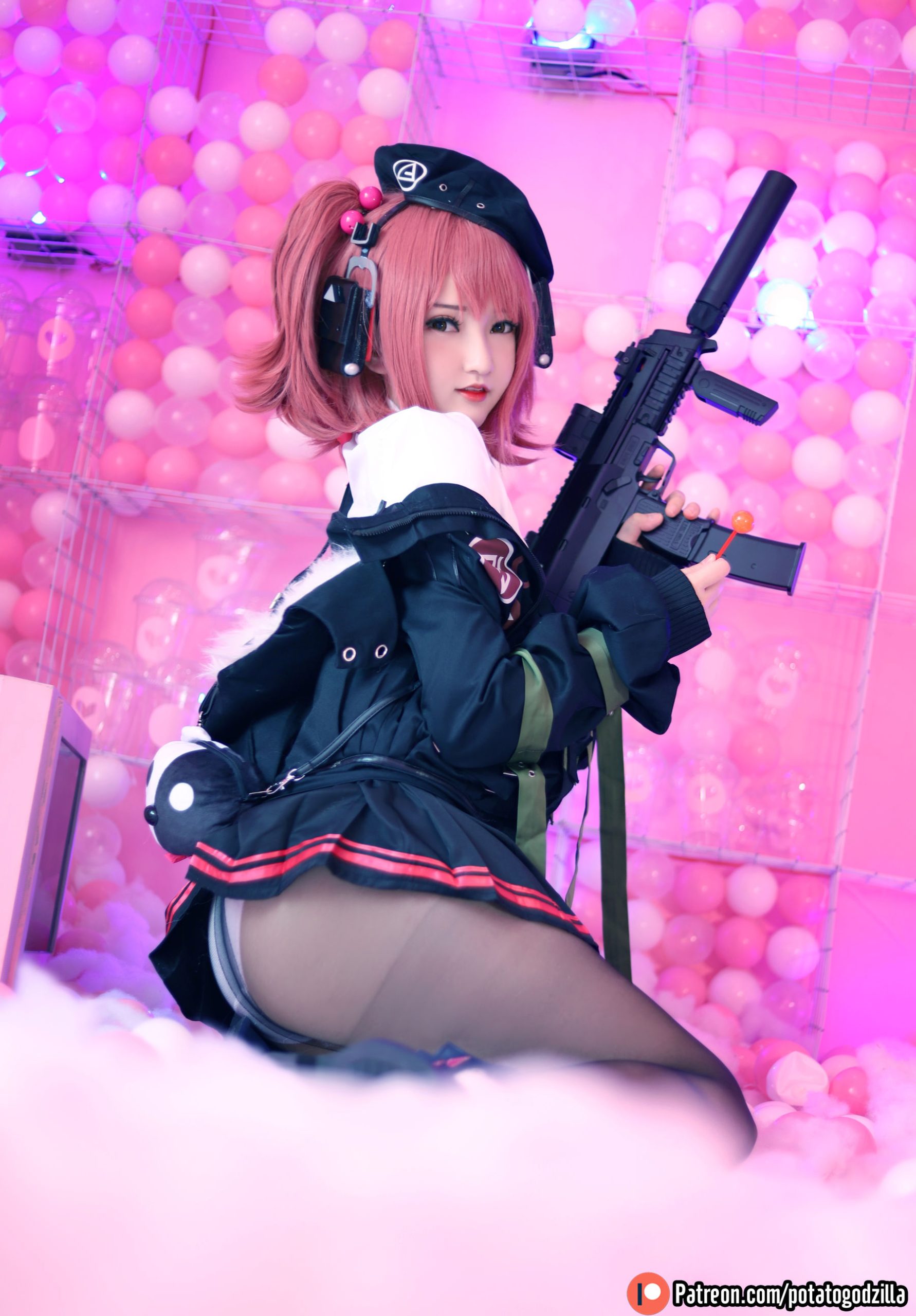 [Internet celebrity COSER photo] Potato Godzilla - MP7 (Girls Frontline)