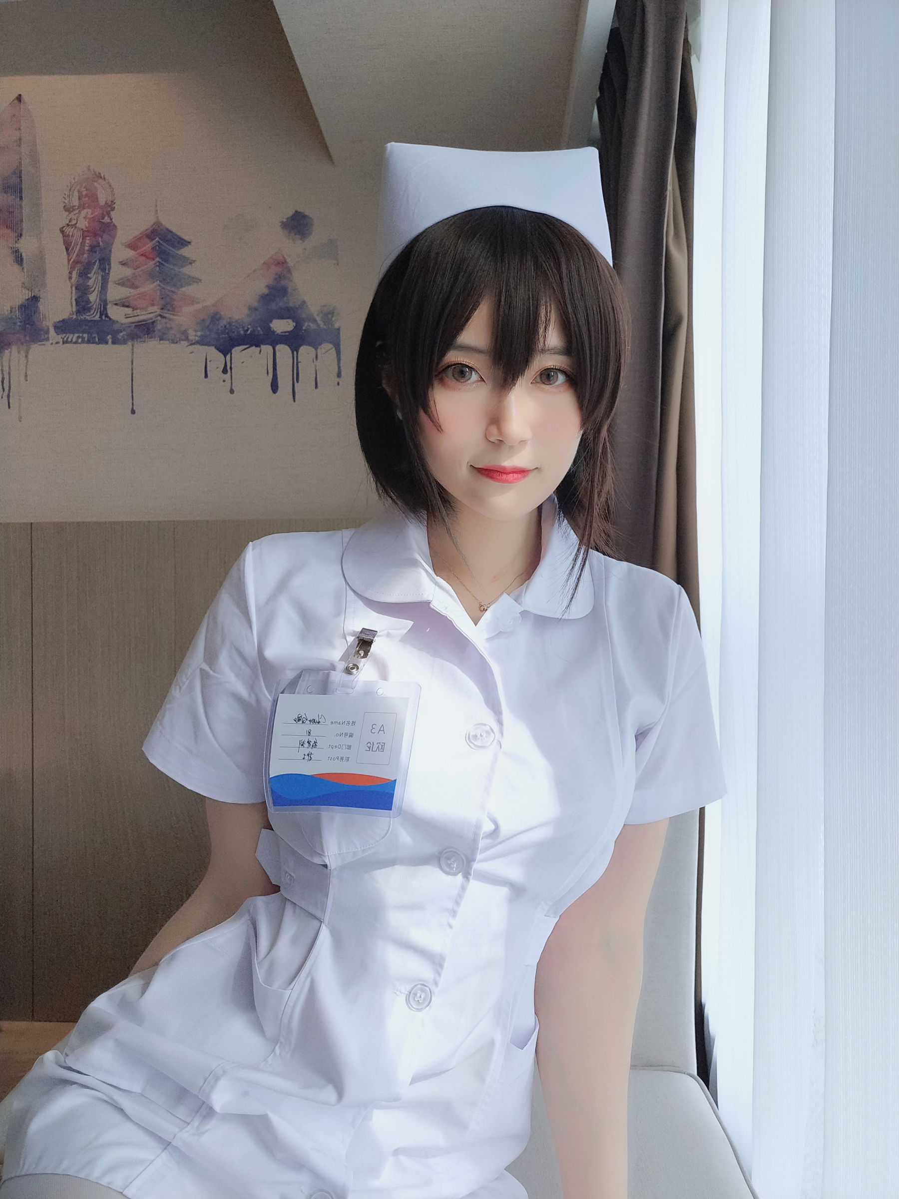 Silver 81 "Short Haired Little Nurse" [Cosplay Girl]