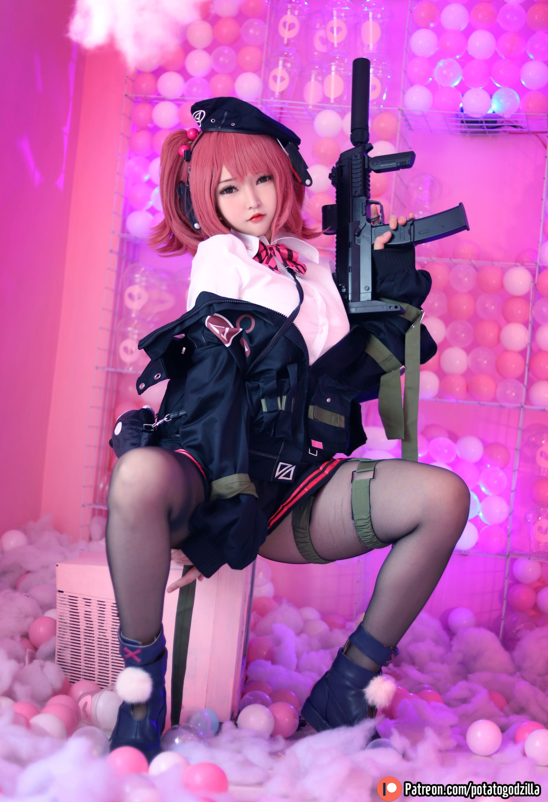 [Internet celebrity COSER photo] Potato Godzilla - MP7 (Girls Frontline)