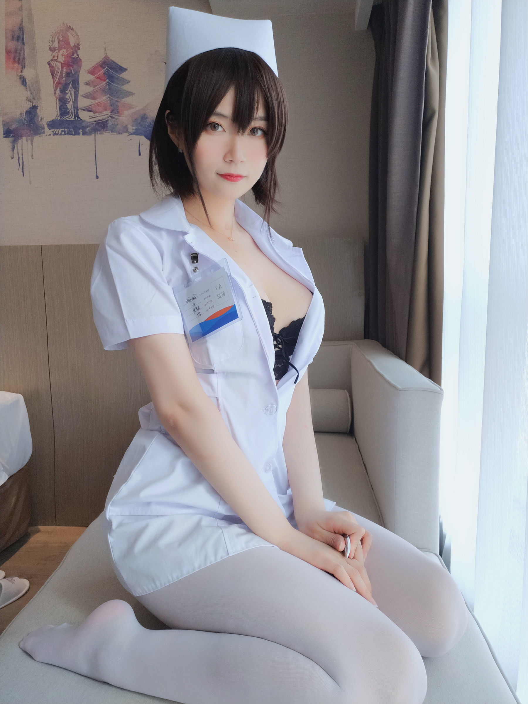 Silver 81 "Short Haired Little Nurse" [Cosplay Girl]