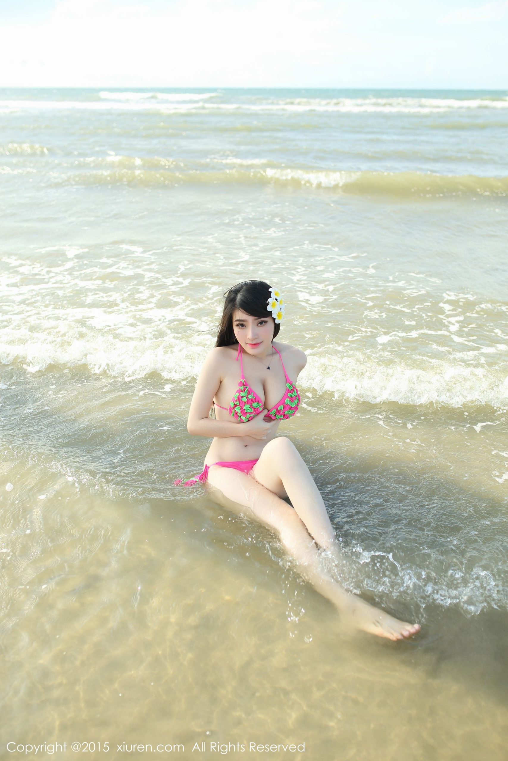 Rongrong Rong Alice's "Weizhou Island Travel Photography" Beach Bikini Series [秀人网XiuRen] No.353