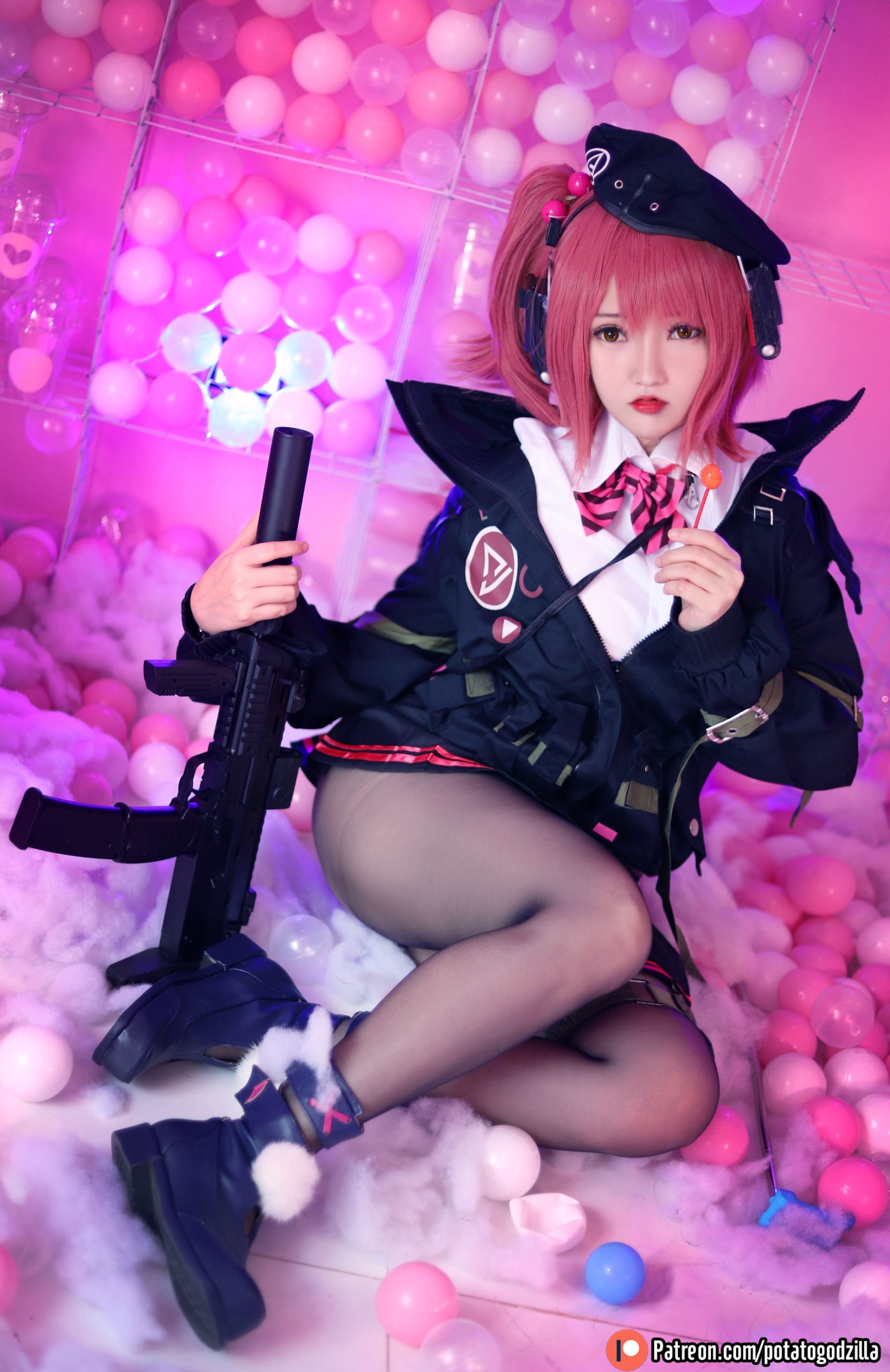 [Internet celebrity COSER photo] Potato Godzilla - MP7 (Girls Frontline)