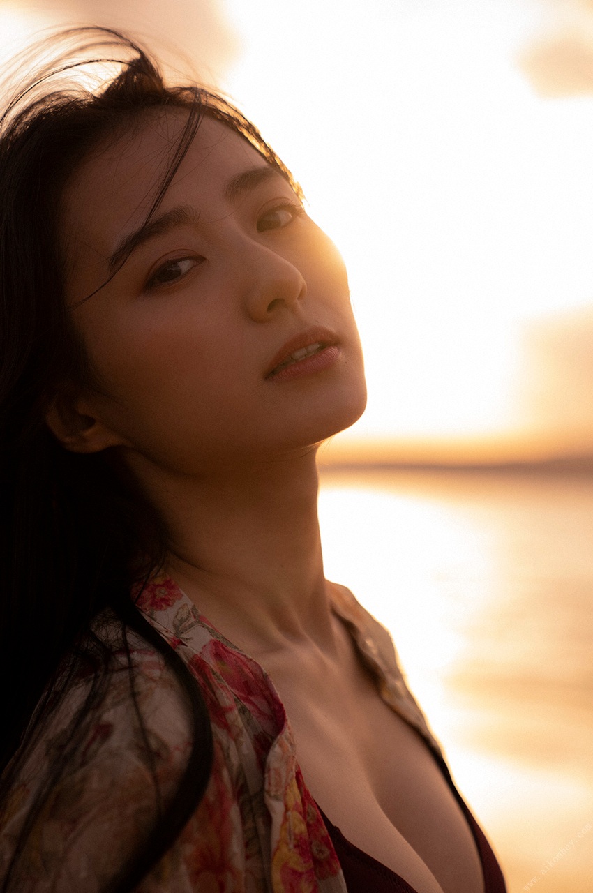 Riho Takada 高田里穂, [WPB-net] ひかり輝く時間の中で Set.01 No.60acbb