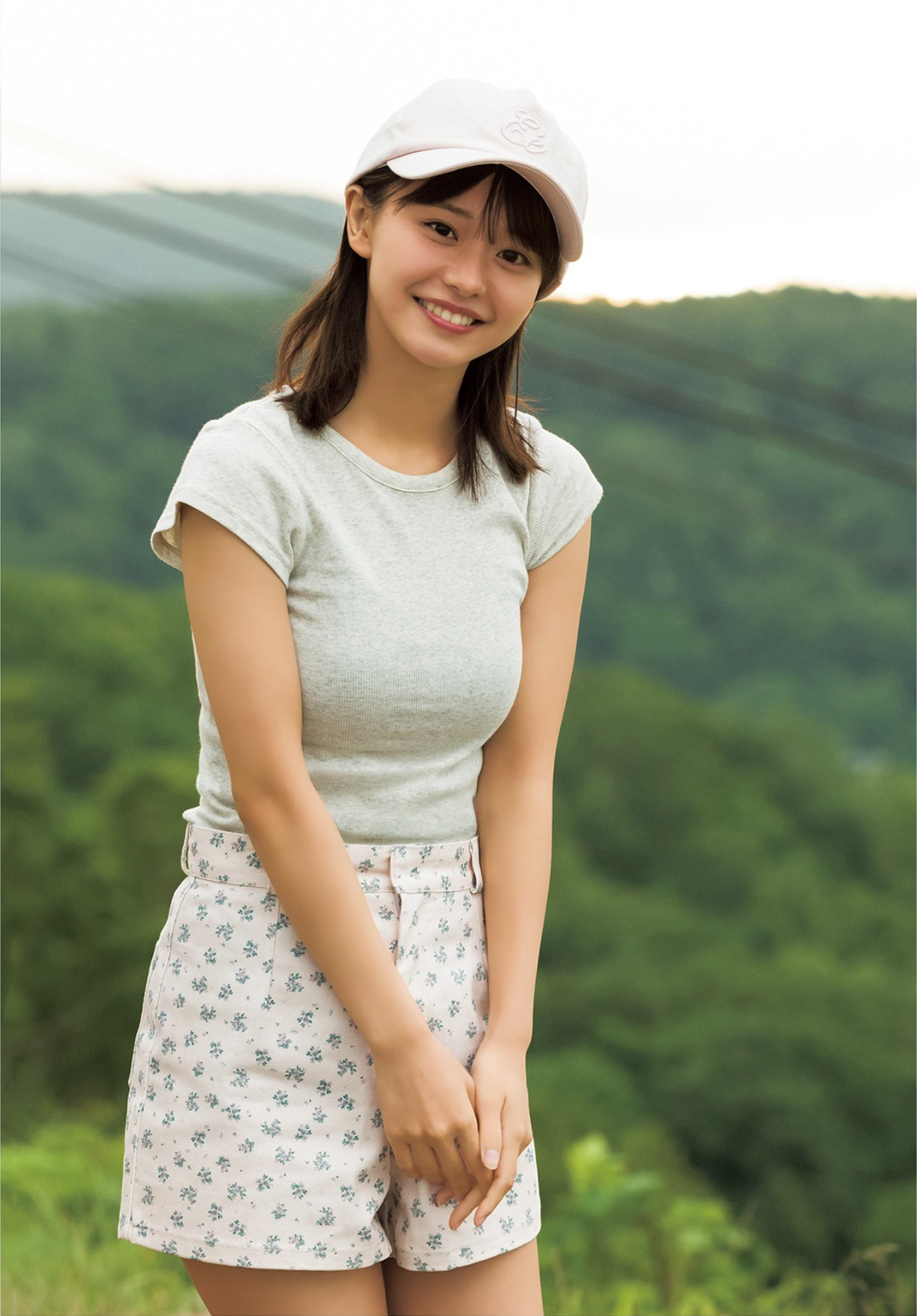 Yui Asakura 浅倉唯, Young Jump 2022 No.38 (ヤングジャンプ 2022年38号) No.e7e179