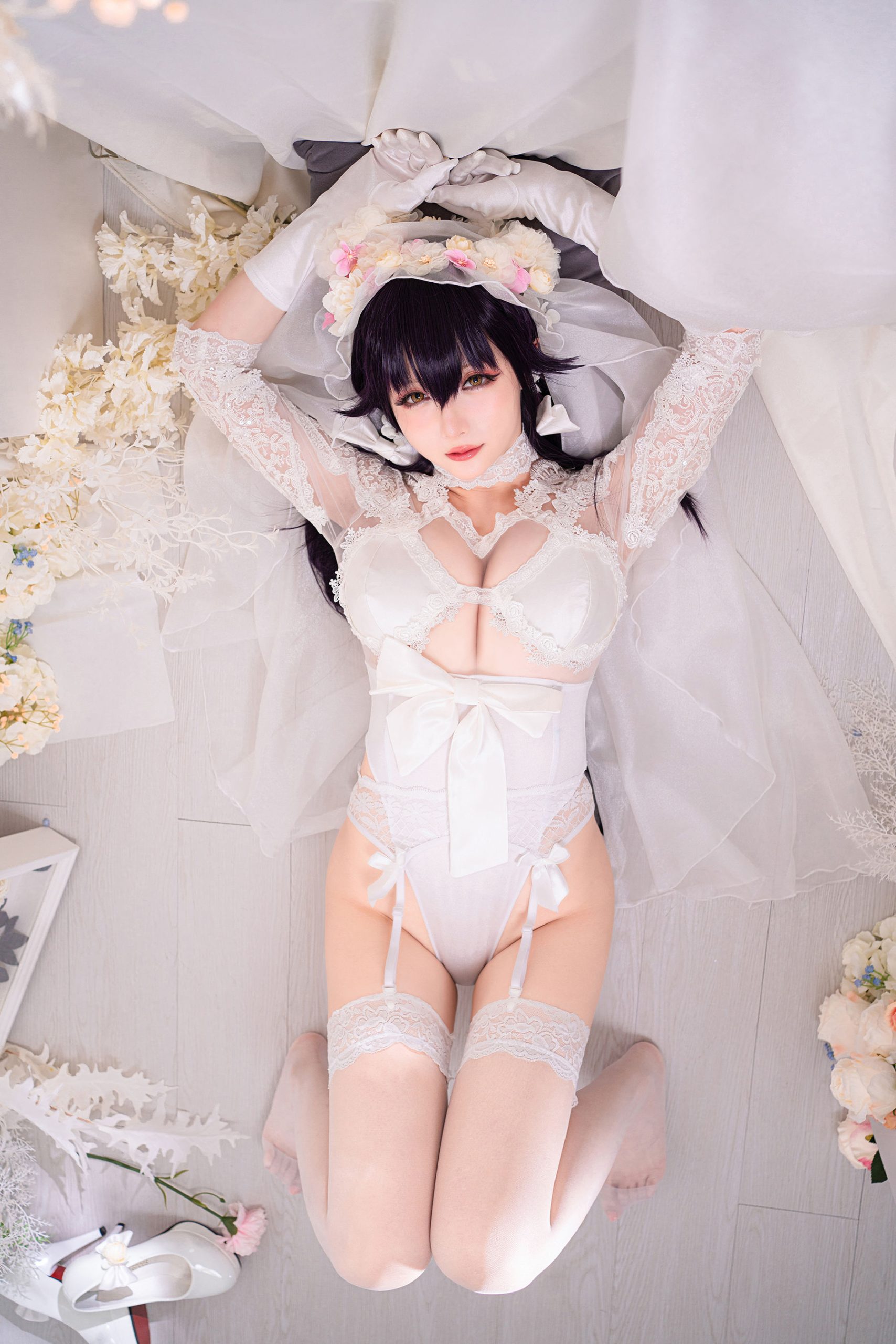 [Internet celebrity COSER photo] Miss Coser Xing Zhichi - pure white and pitch black "My Wife"