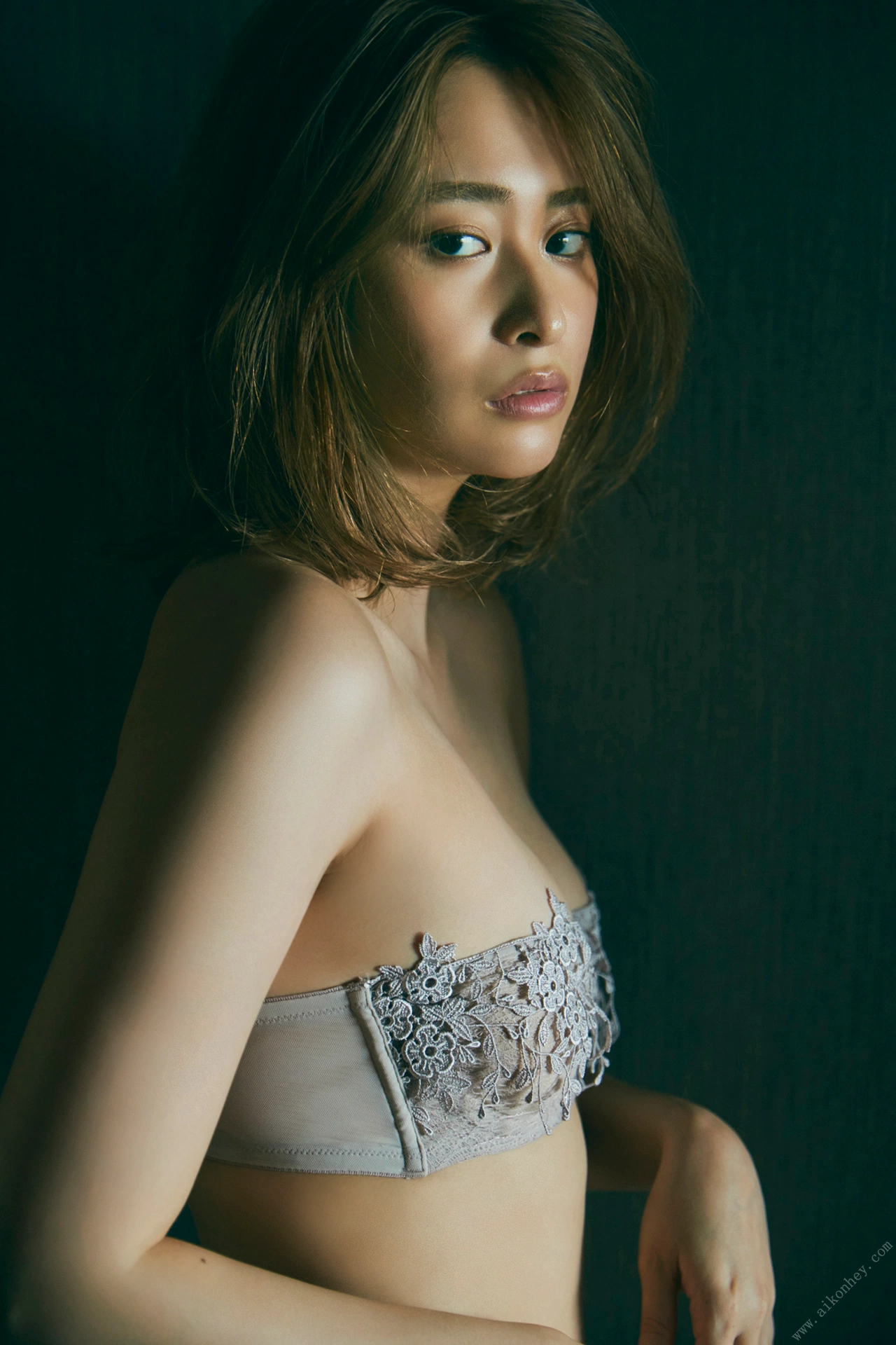 Miki Yanagi 柳美稀, ＦＲＩＤＡＹデジタル写真集 挑発するカラダ Set.02 No.8c08bd