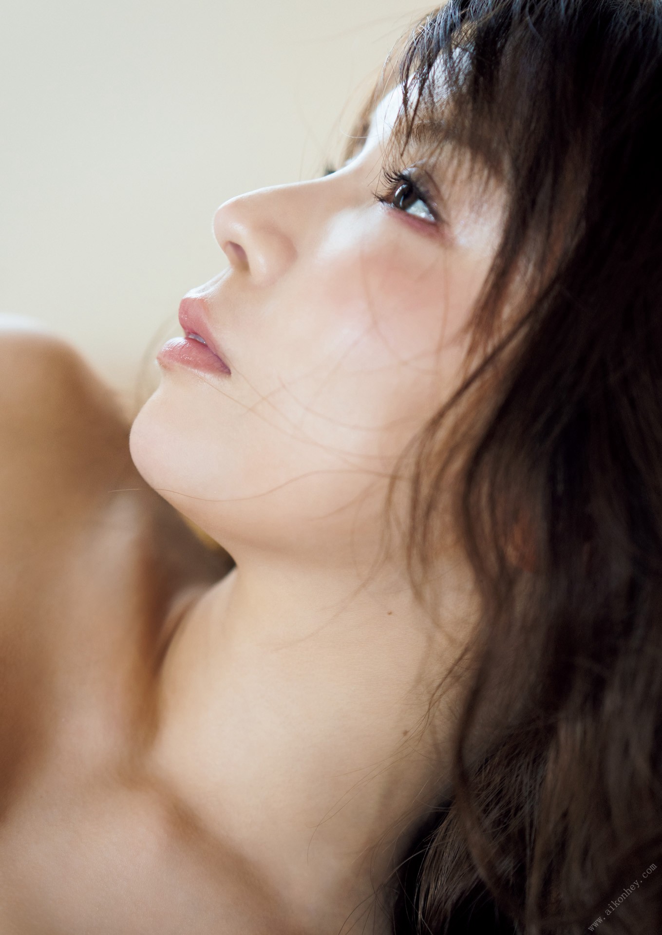 Miu Nakamura 仲村美海, 写真集 「Miu」 Set.01 No.a23f56