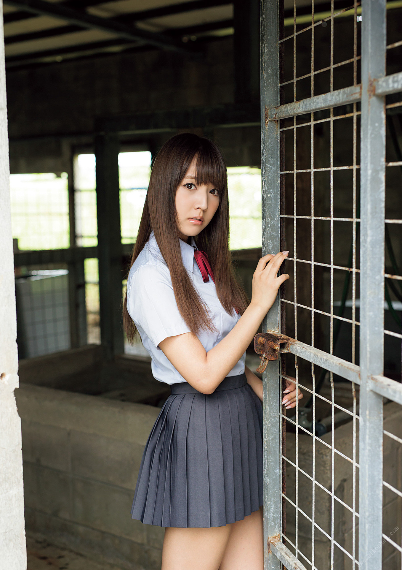 Yua Mikami 三上悠亜, 1st写真集 「Here You Are」 Set.04 No.543707