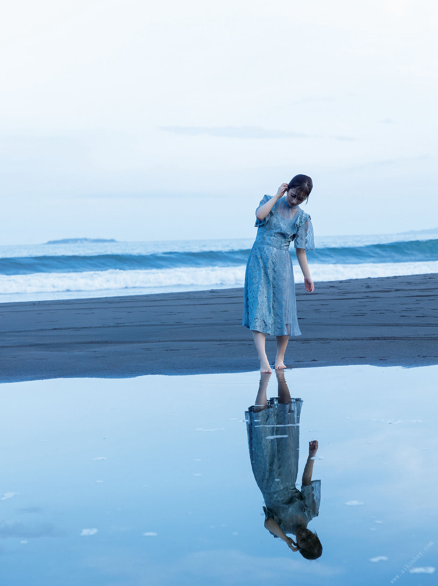 Yotsuha Kominato 小湊よつ葉, 写真集 「芽吹き」 Set.04 No.0fe510