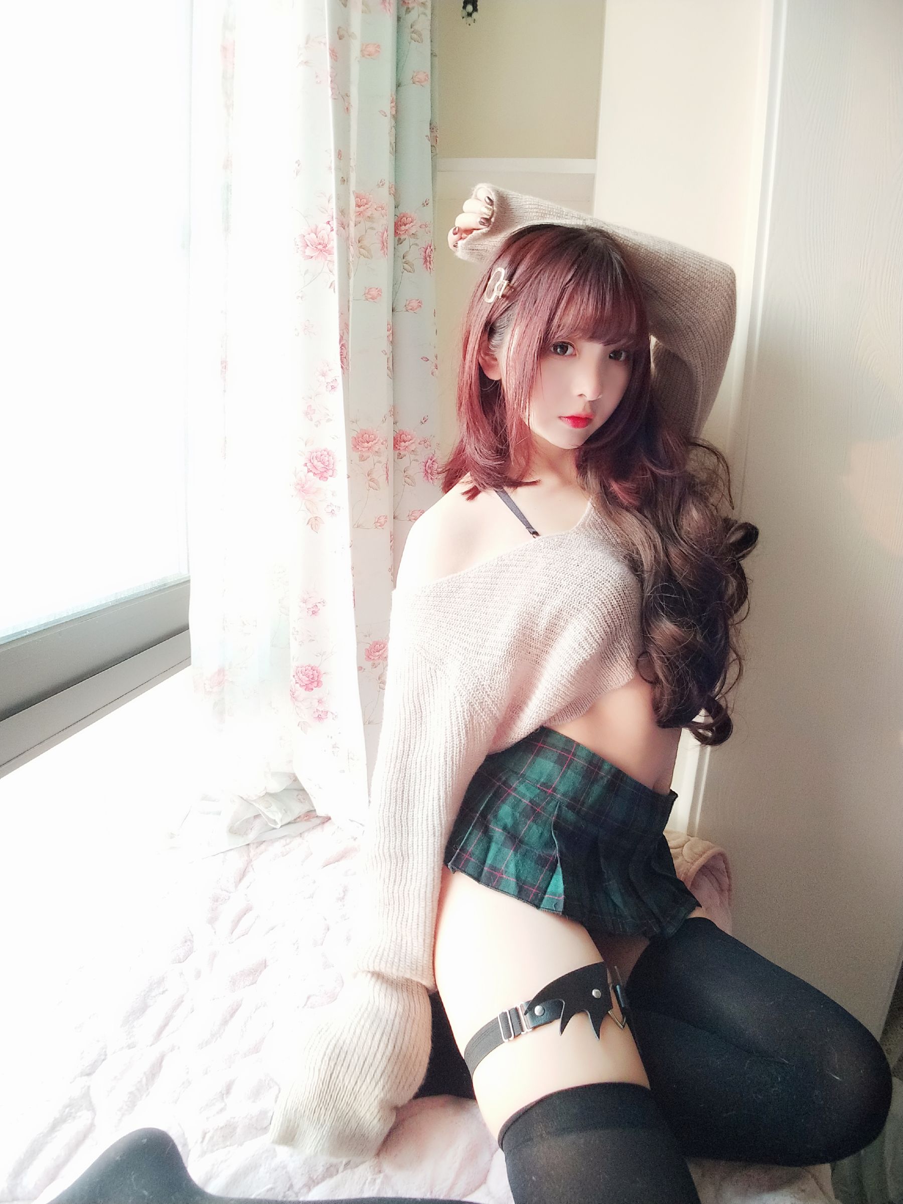 [Cosplay Photo] Two-dimensional beauty Furukawa kagura - sexy sweater