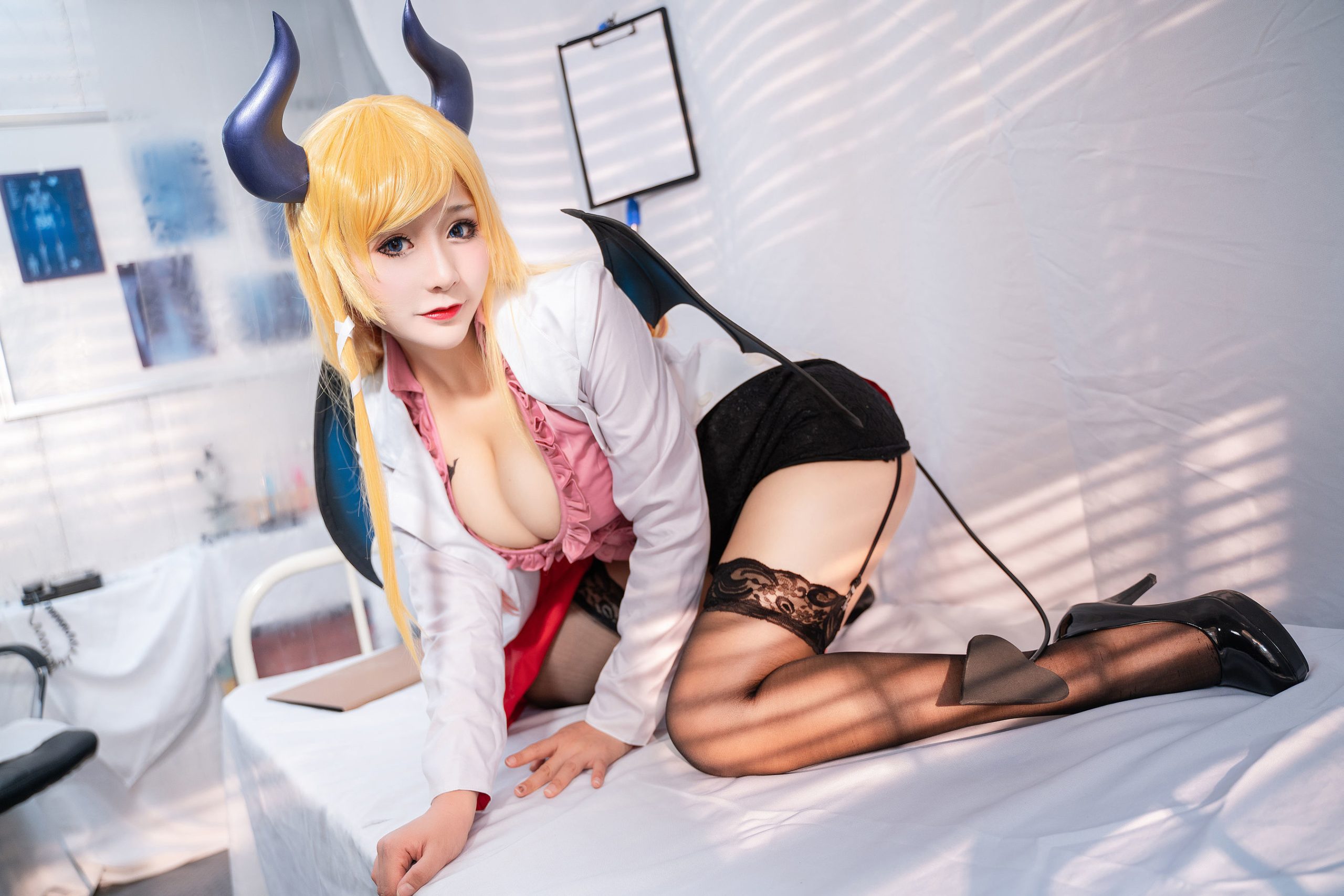 [网红Coser] Miido "Teacher Qiao Ke"