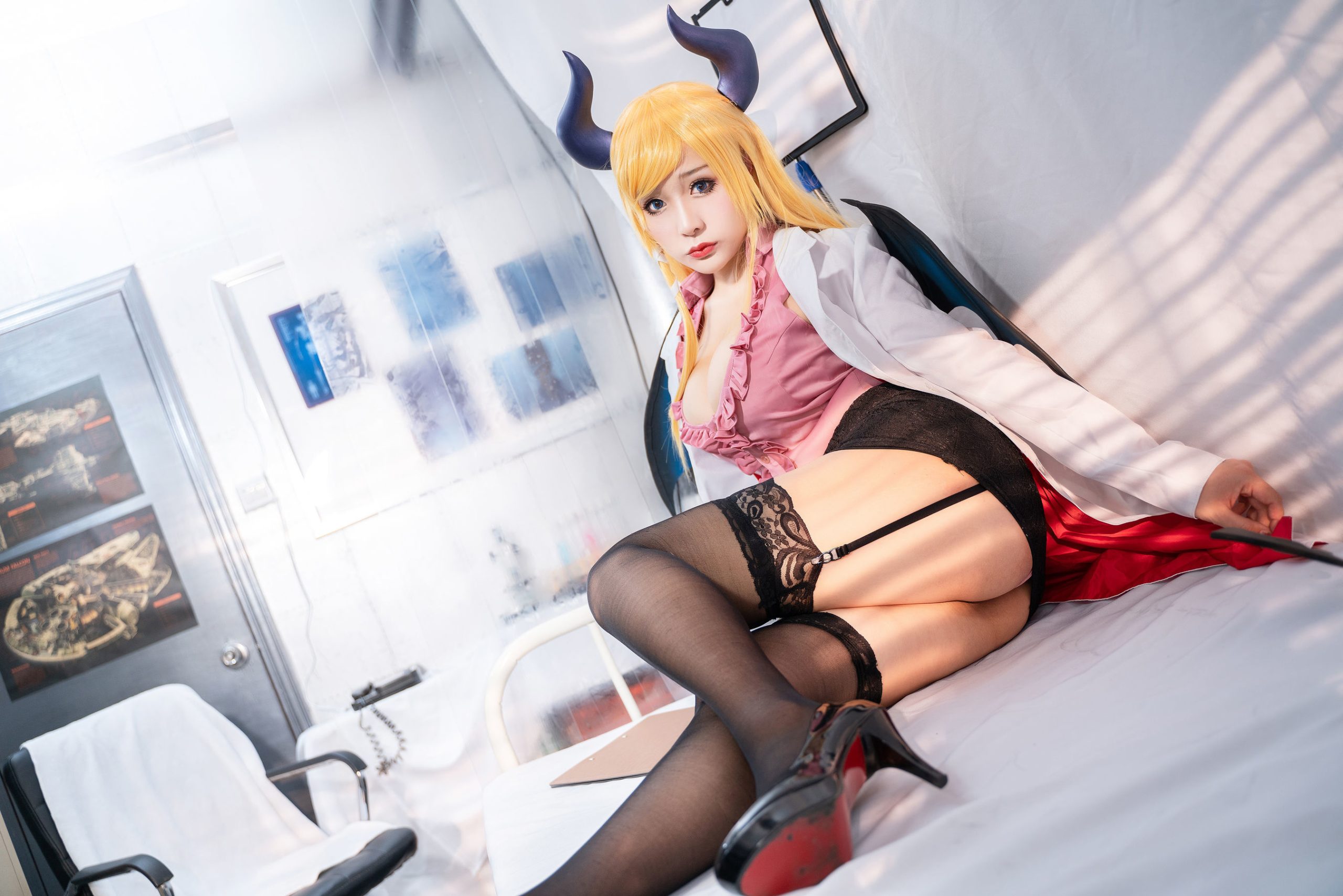 [网红Coser] Miido "Teacher Qiao Ke"