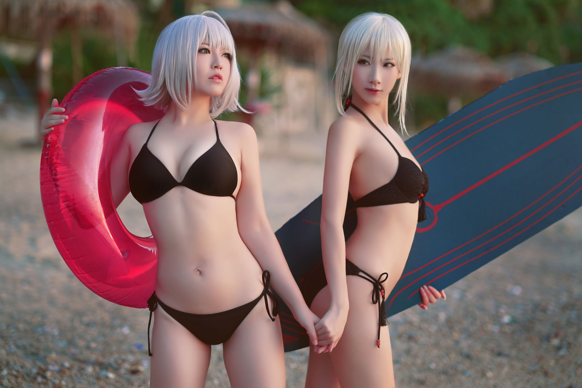 [Net Red COSER Photo] Banbanzi & Soso Sophia - Beach Swimwear