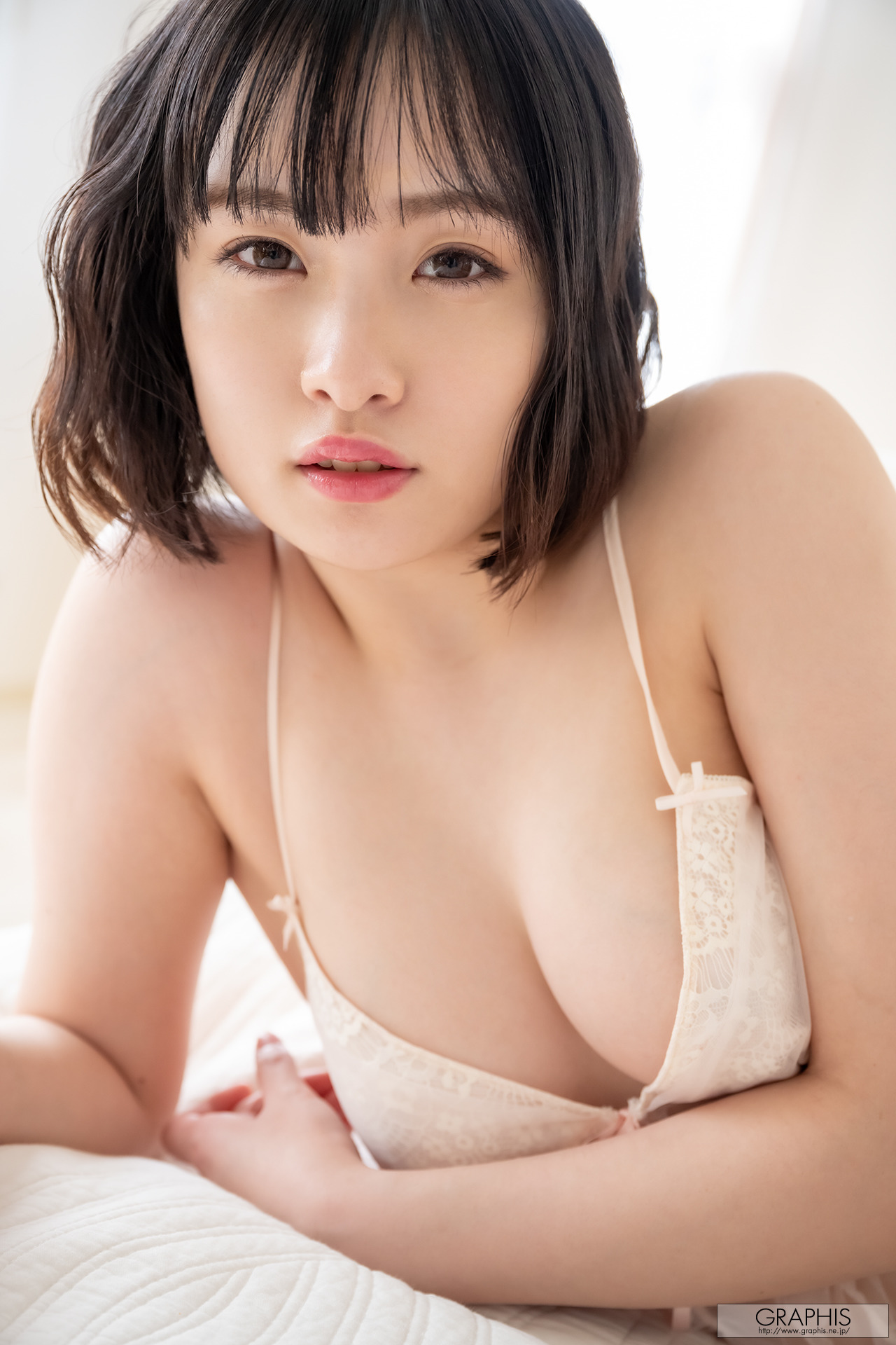 Suzu Akane 愛宝すず, [Graphis] Gals “Artless ” Vol.04 No.067f70