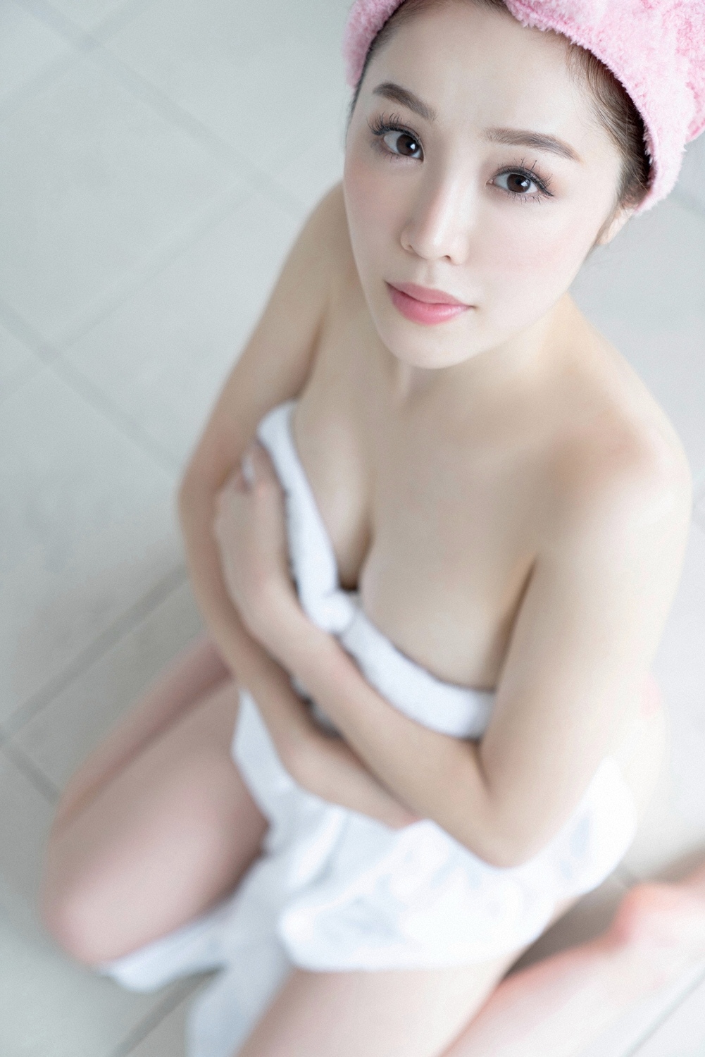 Anna Ishida 石田安奈, [Ys-Web] 2021.06 Vol.920 3rd Week