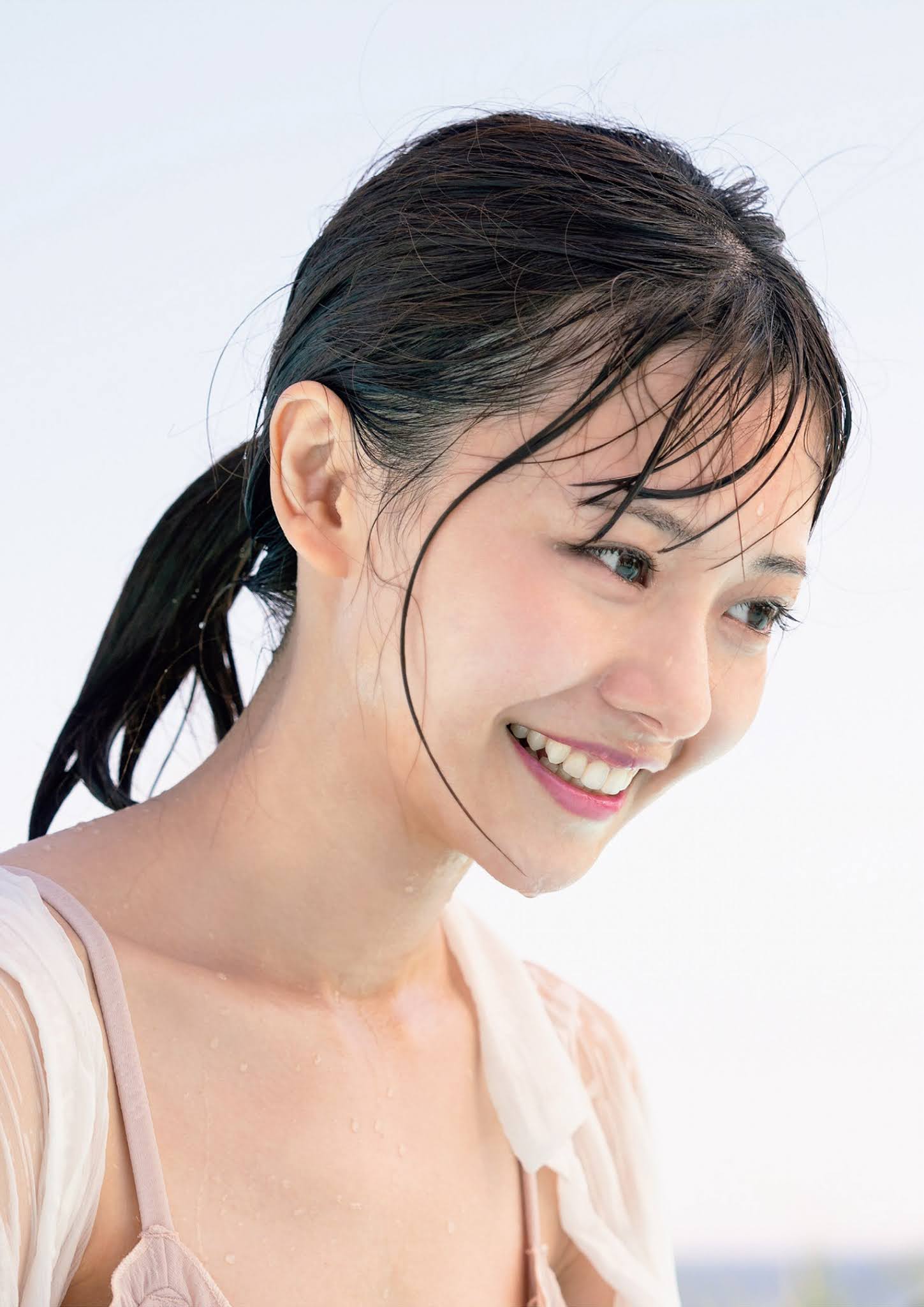 Yui Asakura 浅倉唯, Weekly Playboy 2021 No.45 (週刊プレイボーイ 2021年45号) No.944b4a