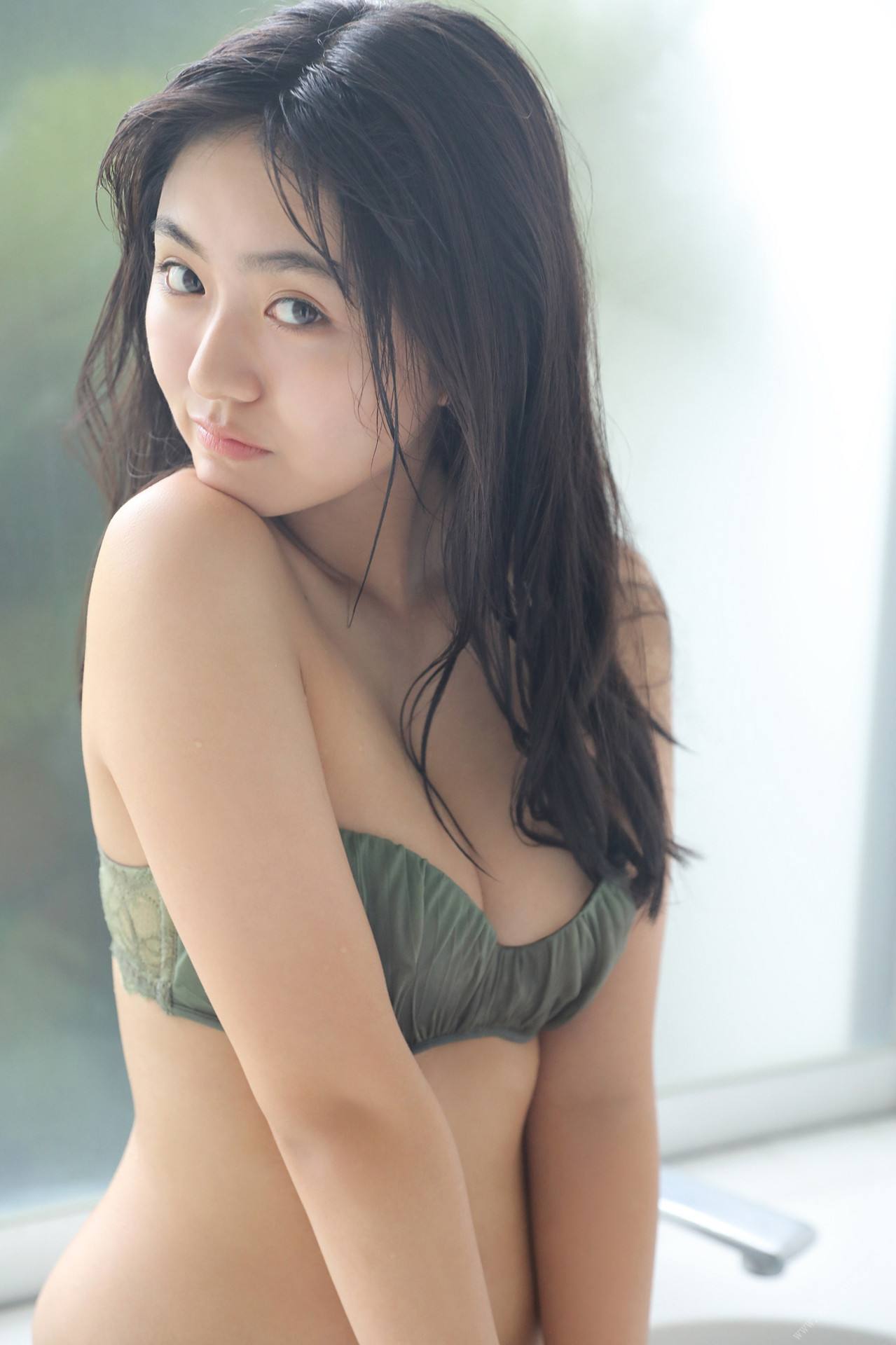 Runa Toyoda 豊田ルナ, ＦＲＩＤＡＹデジタル写真集 無敵のヒロイン Set.01 No.05f889