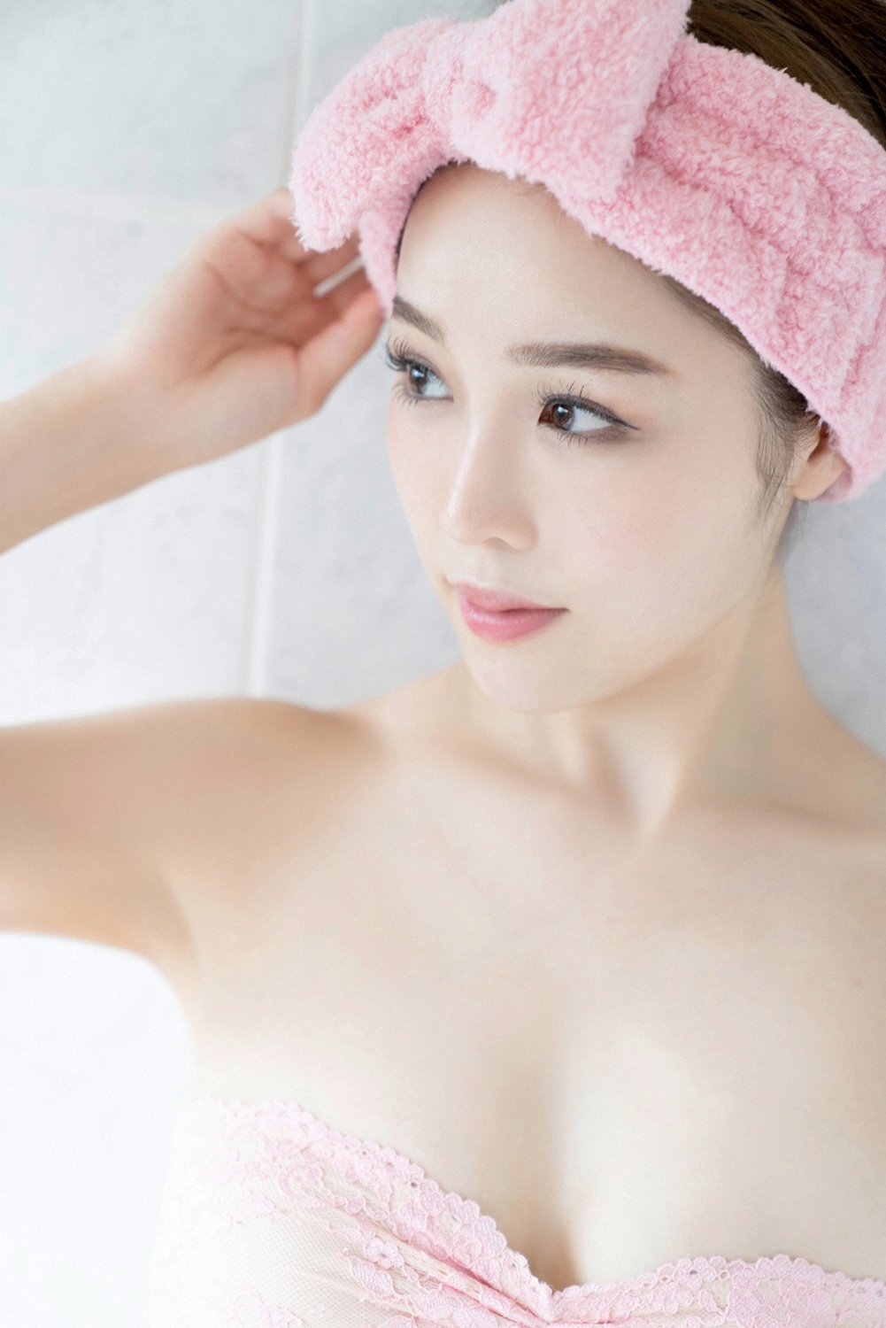 Anna Ishida 石田安奈, [Ys-Web] 2021.06 Vol.920 3rd Week