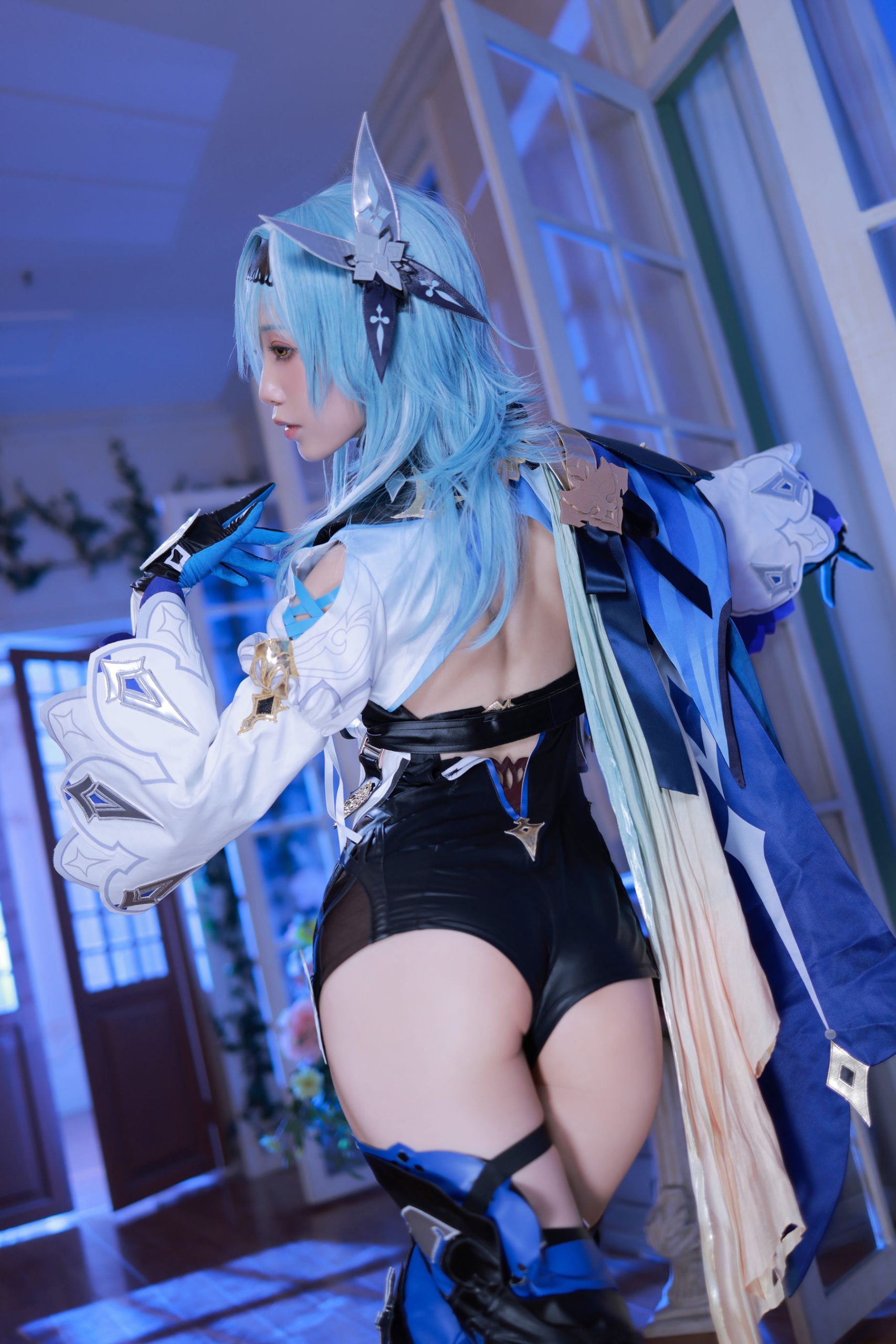 [Internet celebrity COSER photo] Anime blogger Shui Miao aqua - original god Yura original