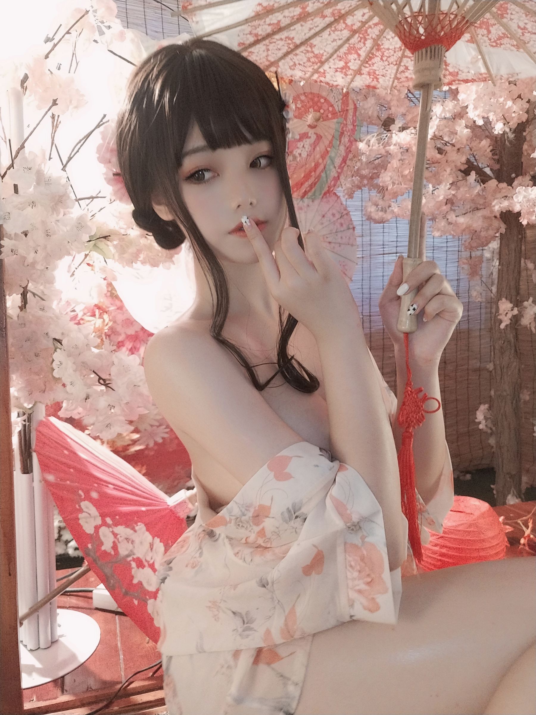 [Cosplay] Cute Miss Sister Honey Cat Qiu - Bath Girl