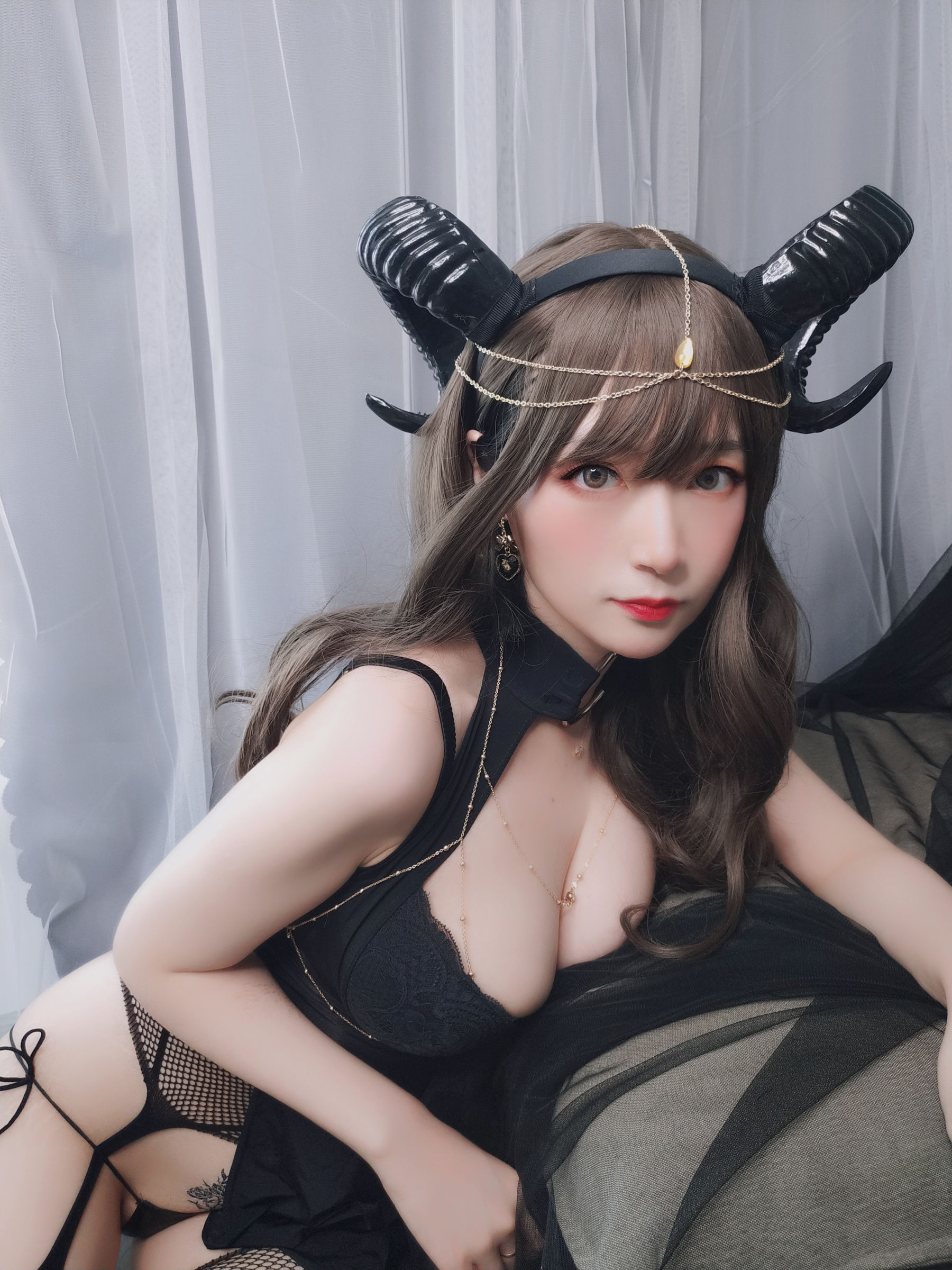 Miss Coser Silver "Black Mountain Succubus"