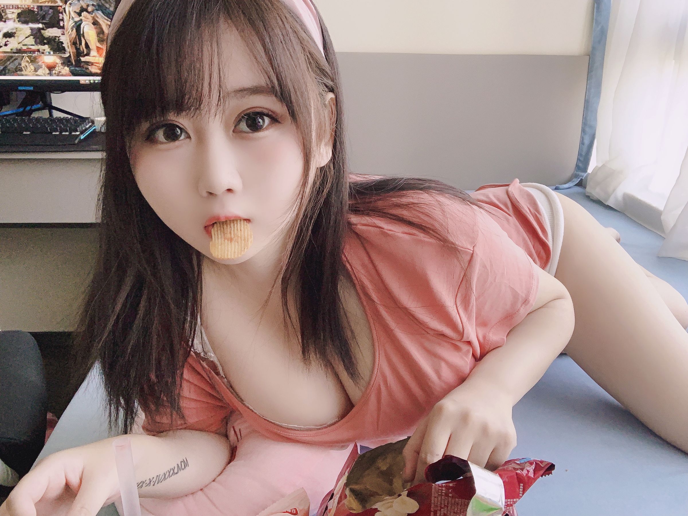 Coser is Yijiang "The House Girl Everyday"