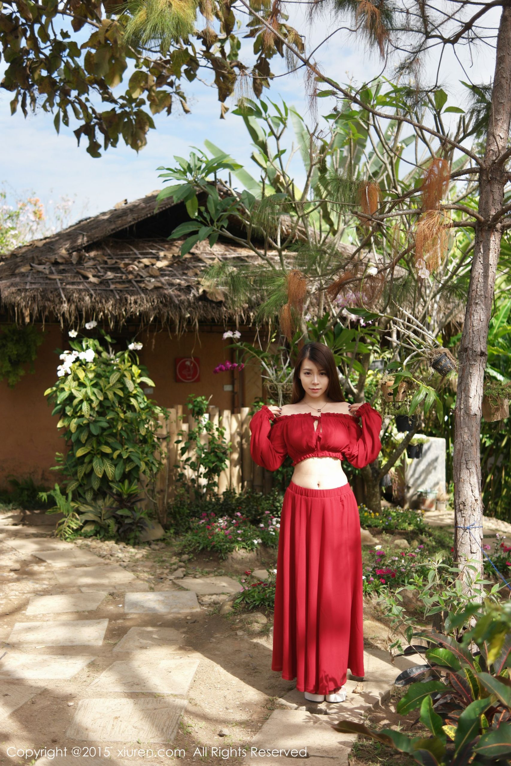 Vetiver Jia Baoer "Thailand Travel Shooting" Long Skirt Goddess Series [秀人网XiuRen] No.303