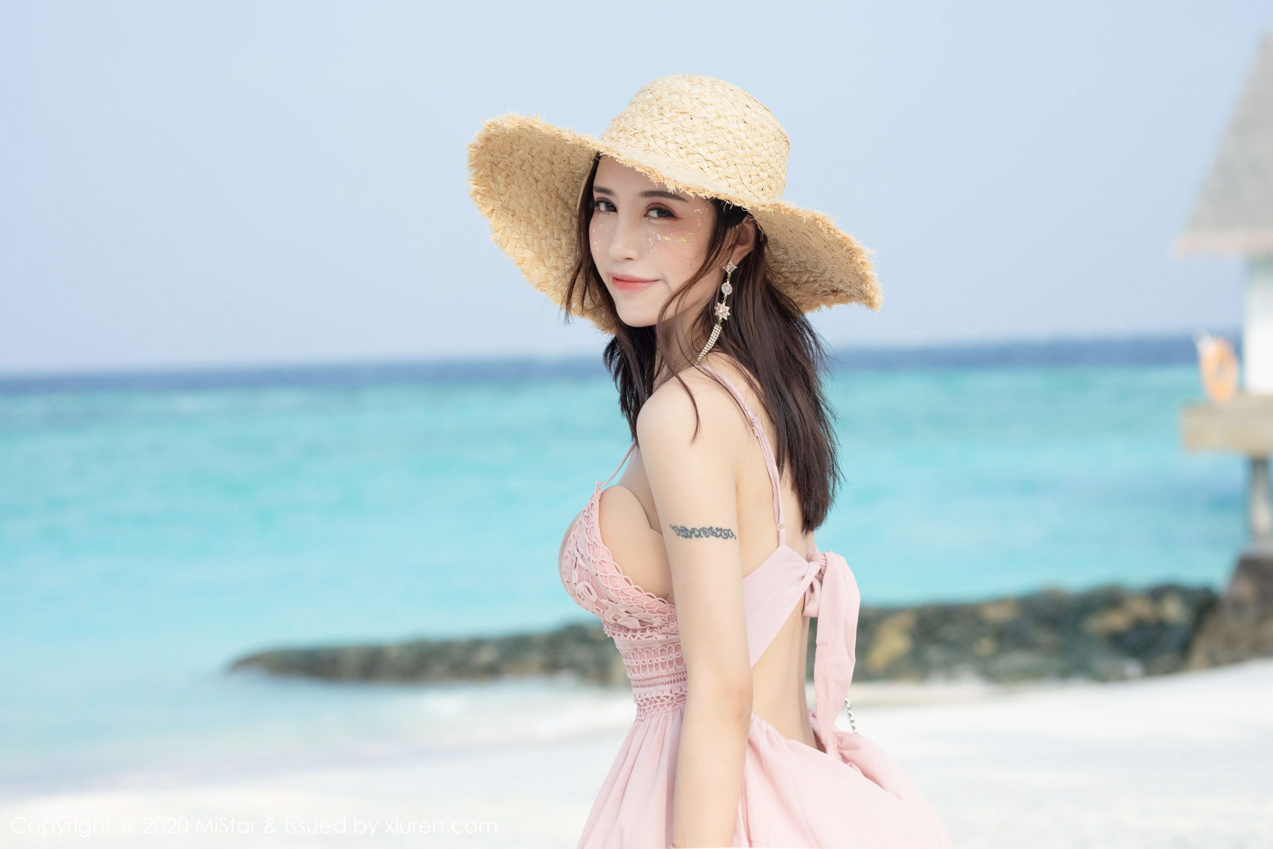 [迷妍社MiStar] Vol.324 Chen Siqi Art "Bright Beach Outdoor Shooting Series"