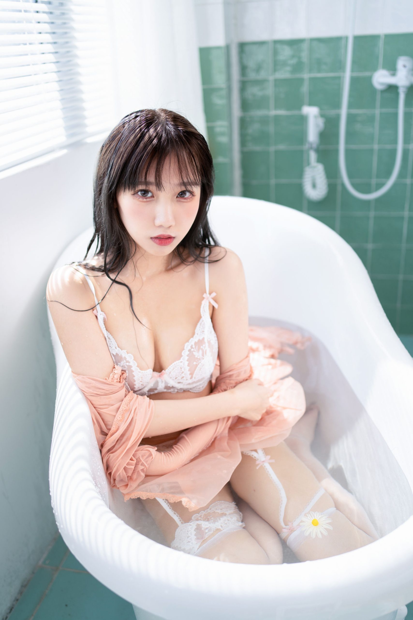 [Internet celebrity COSER photo] Anime blogger Guobaa sauce w - bathtub