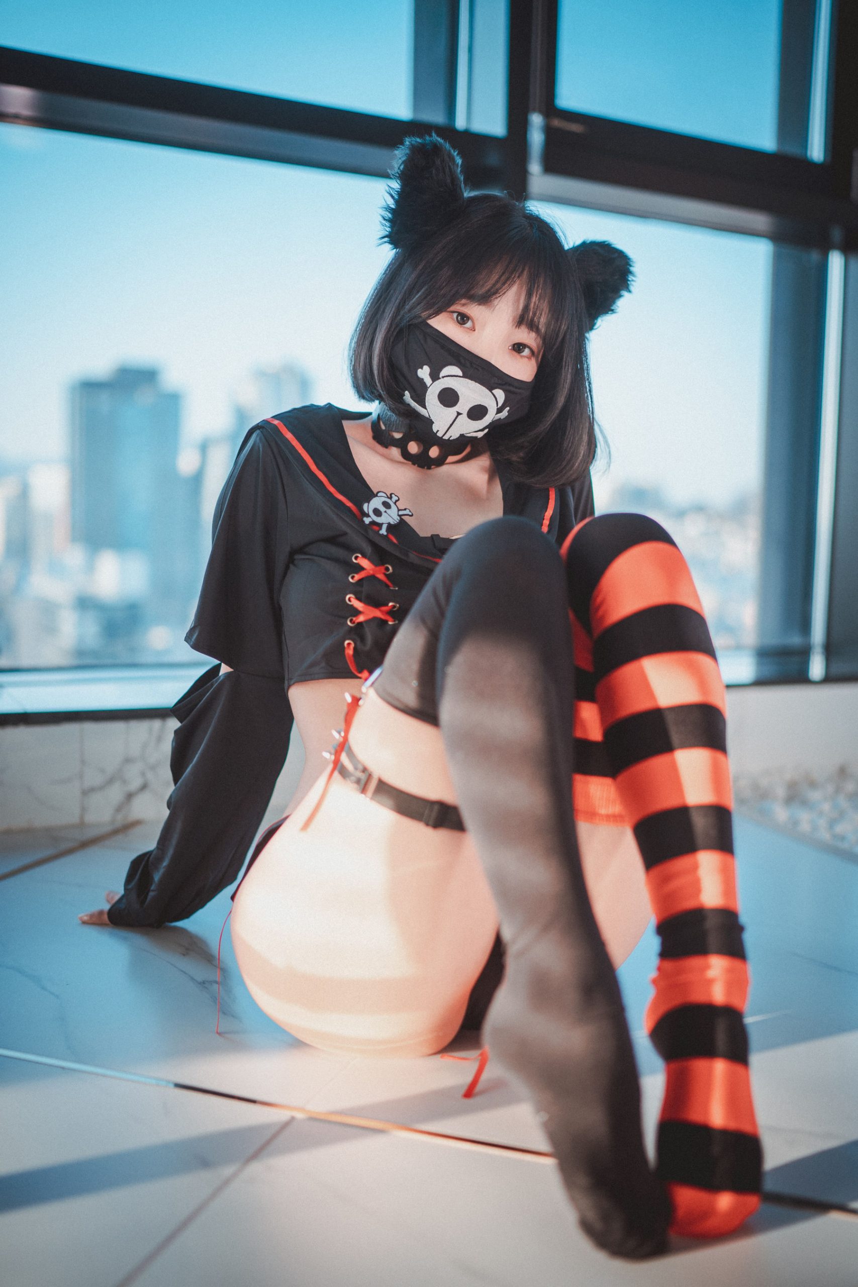 [DJAWA] Kang Inkyung - Masked Pirate Photo Set