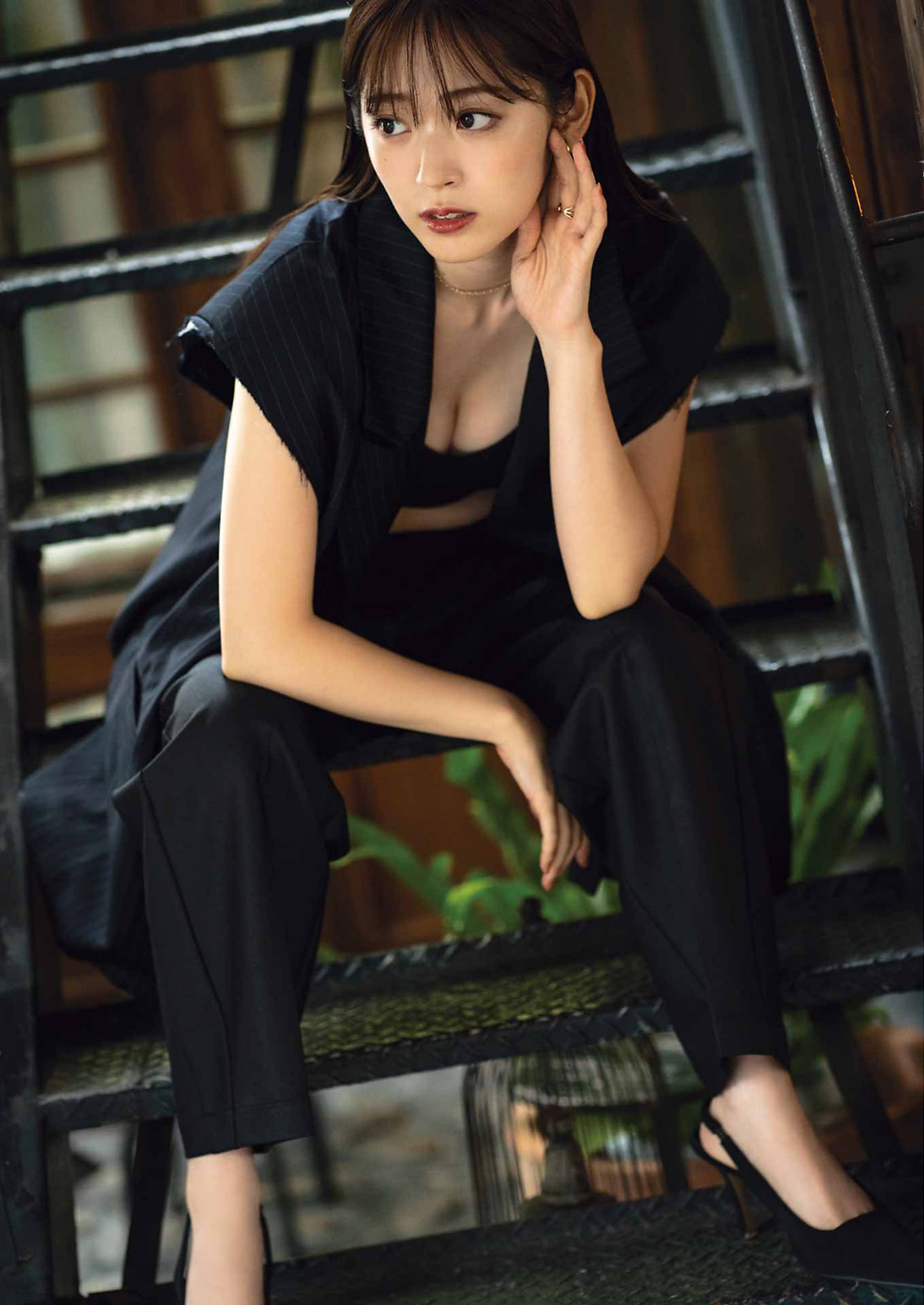 Airi Suzuki 鈴木愛理, Young Gangan 2022 No.22 (ヤングガンガン 2022年22号)