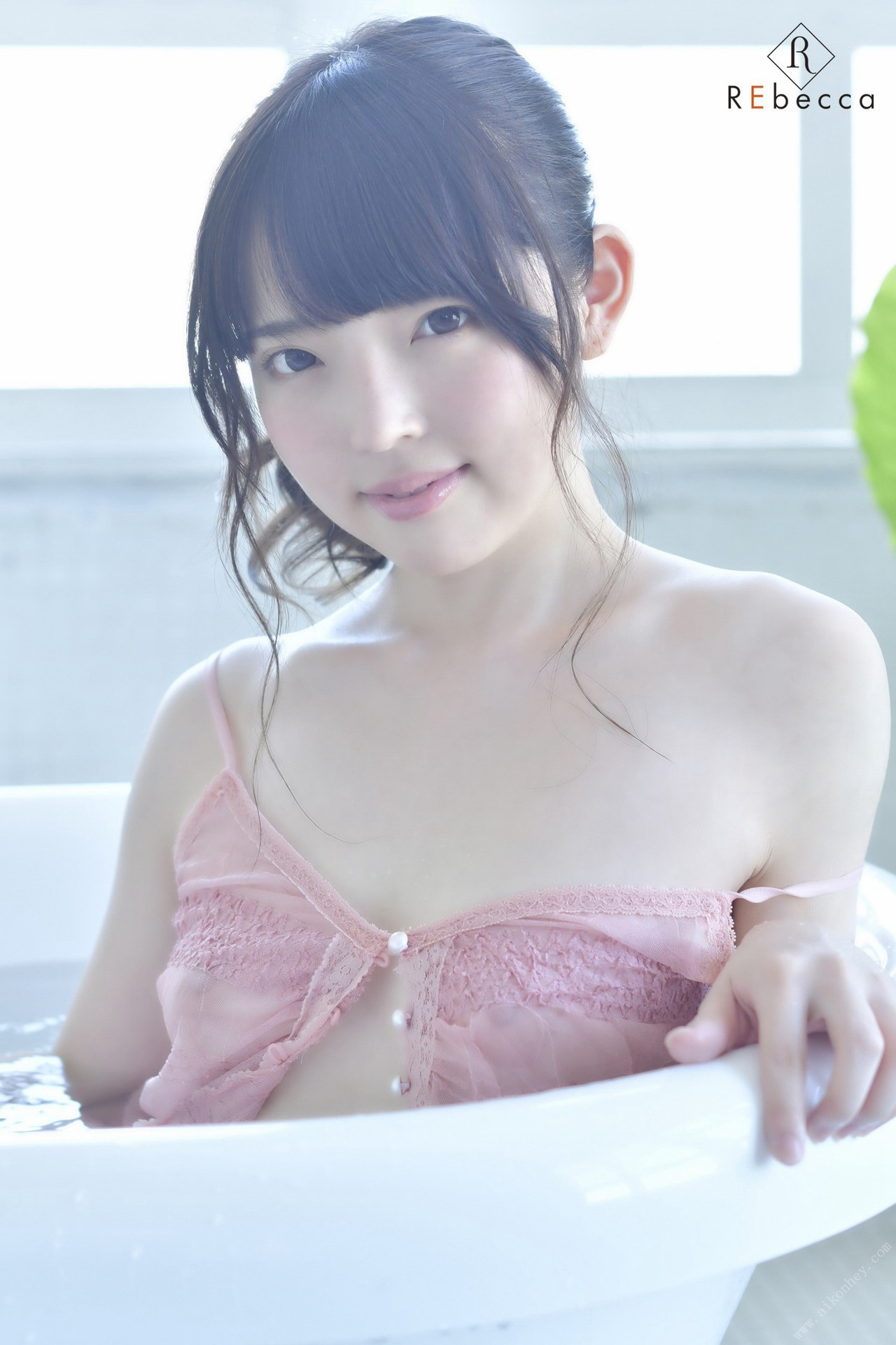 Ria Misaka 御坂りあ, Rebecca 写真集 Ria Silky Rookie Set.01 No.3e9611