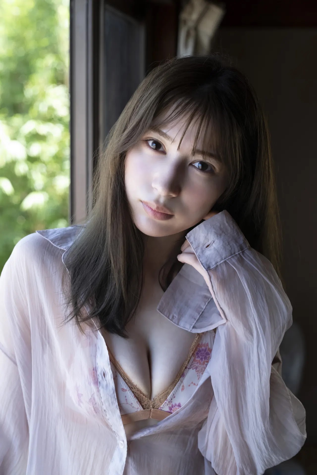 Risa Yukihira 雪平莉左, FRIDAY 2022.10.14 (フライデー 2022年10月14日号) No.82929a