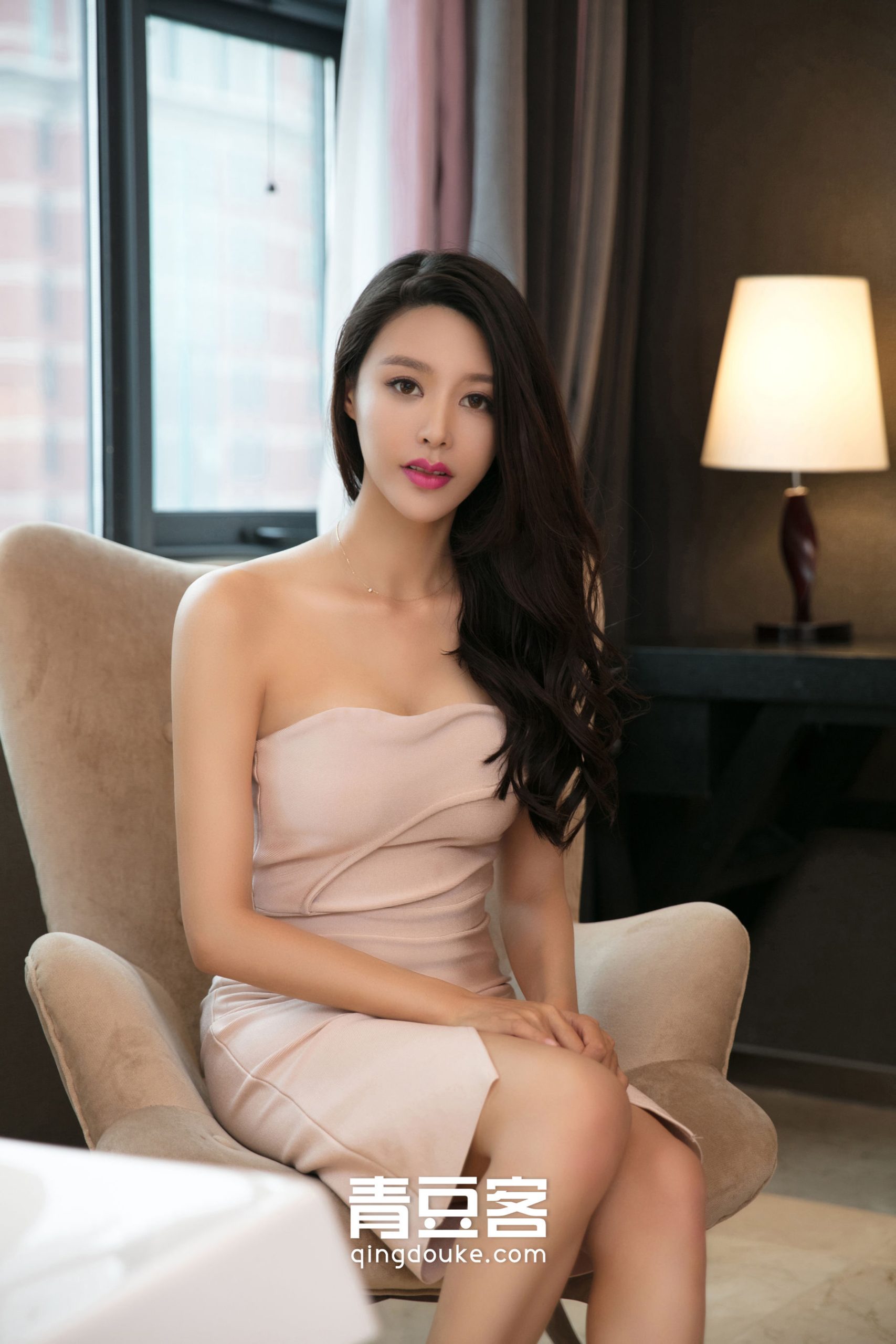 Li Xiaoran "The Temperament of Ladies" [青豆客QingDouKe]