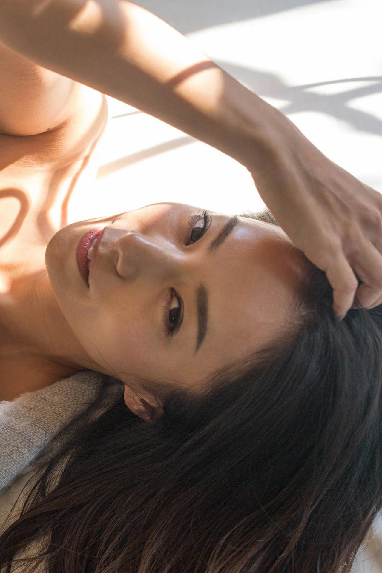 Mika Mifune 三船美佳, 週刊ポストデジタル写真集 「奇跡のボディ」 Set.01