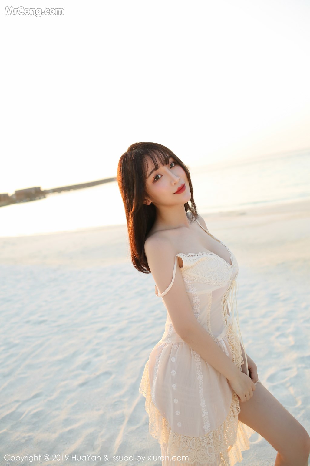 HuaYan Vol.068: 绯 月樱 -Cherry (52 photos) No.92f506