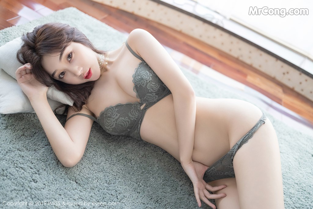 IMISS Vol.420: Xiao Jiu Yue (小 九月) (42 photos) No.39114c