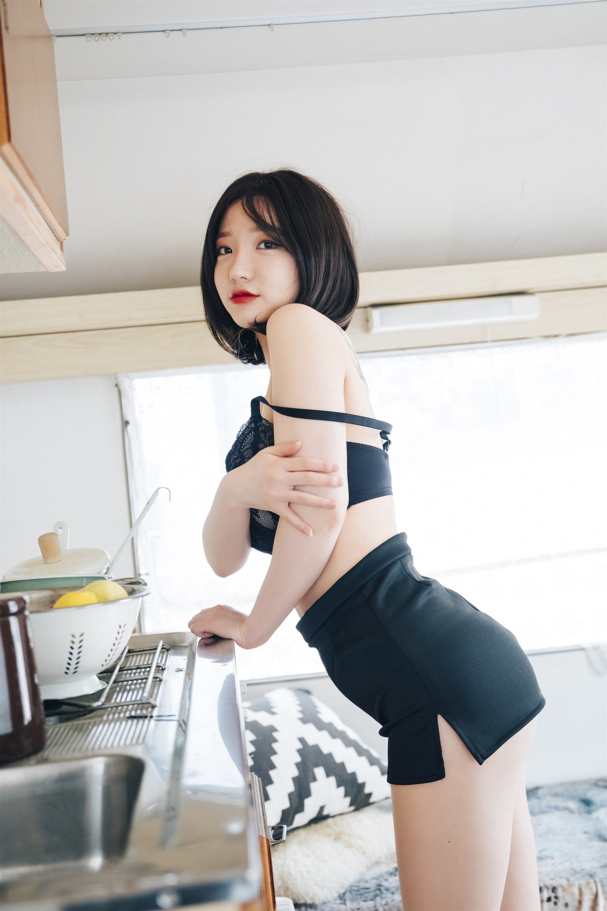 Son Yeeun 손예은, [LOOZY] Officegirl s Vacation Vol.02 – Set.02