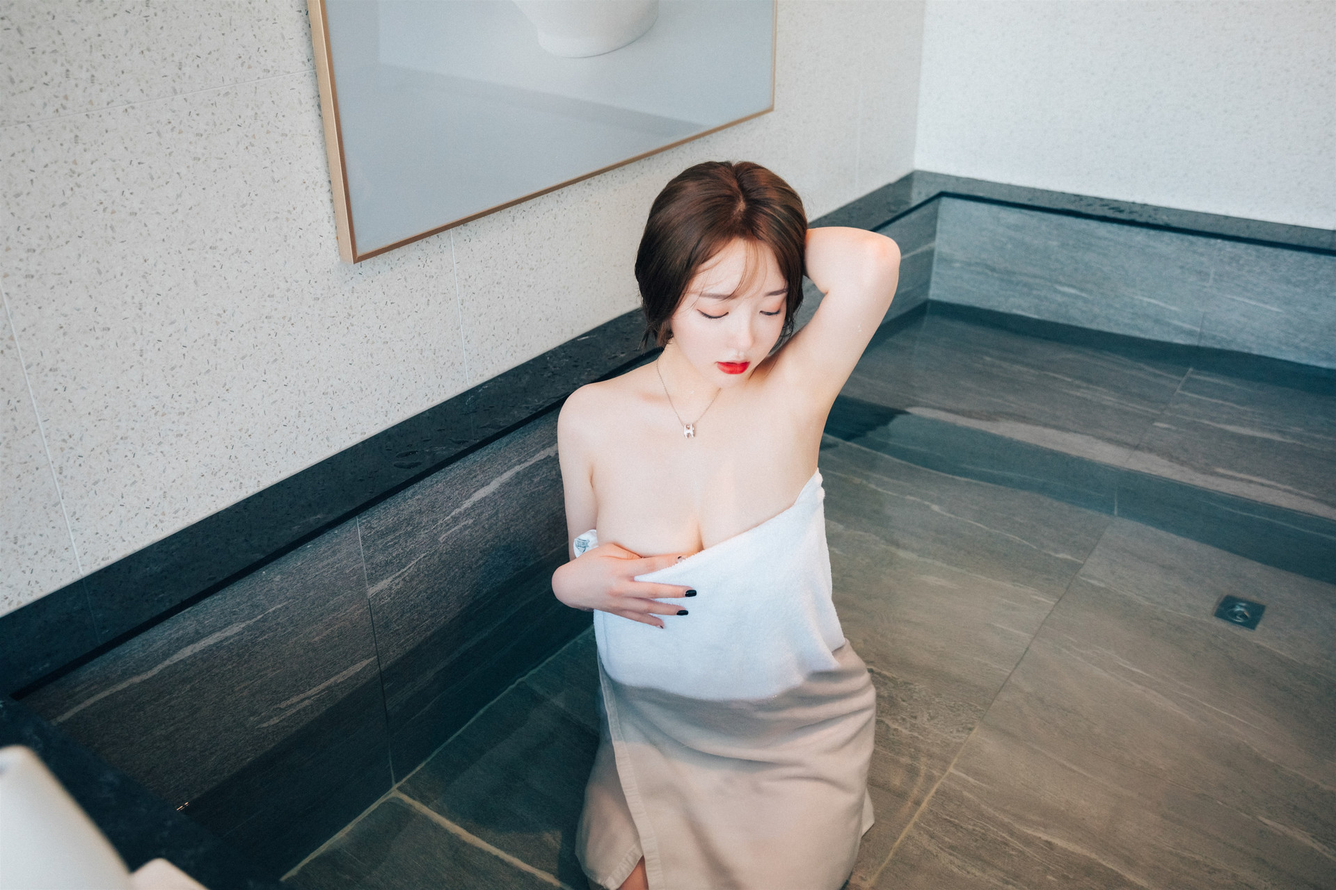 Son Yeeun 손예은, [Loozy] Lover in Hotel Set.02