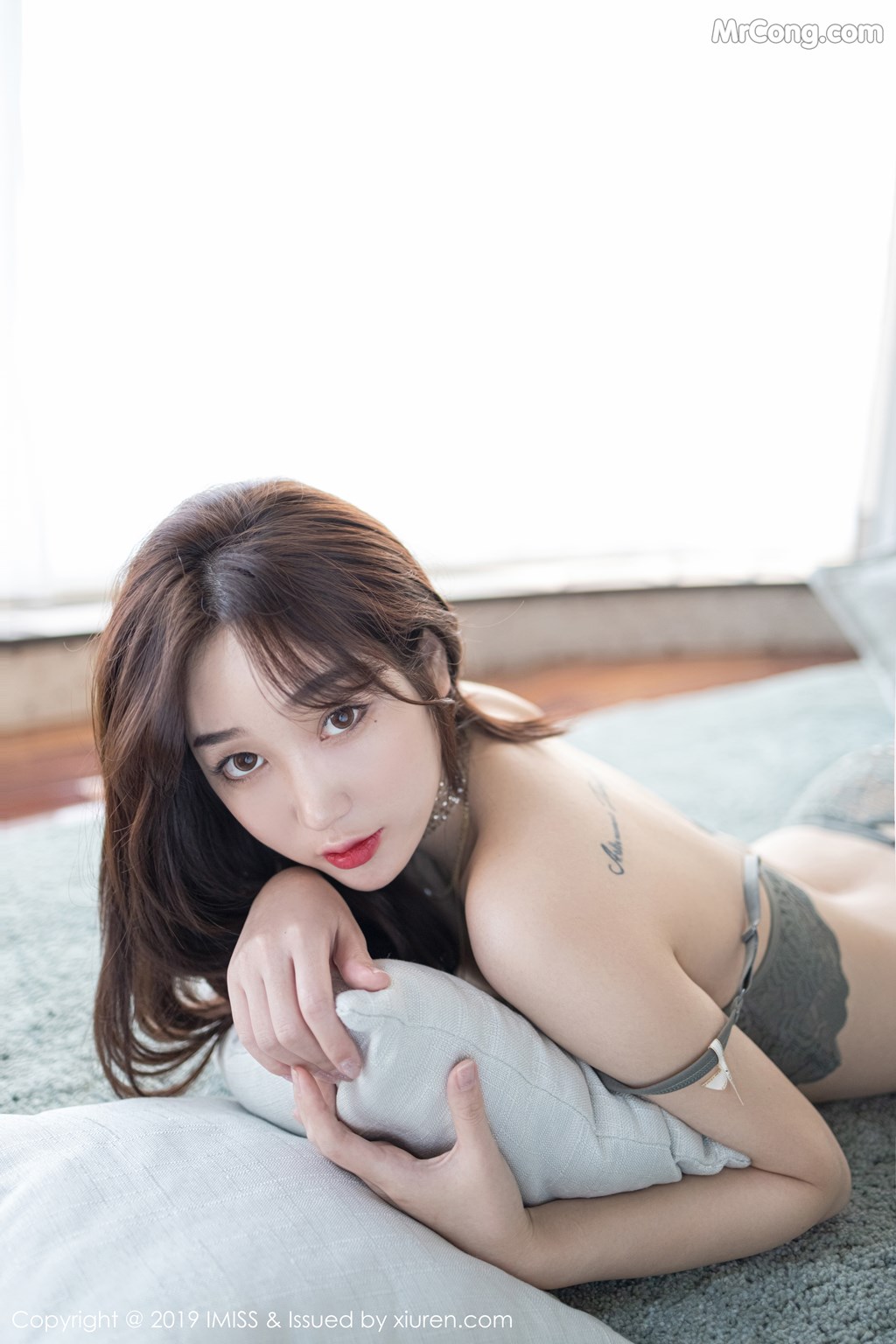 IMISS Vol.420: Xiao Jiu Yue (小 九月) (42 photos) No.39114c