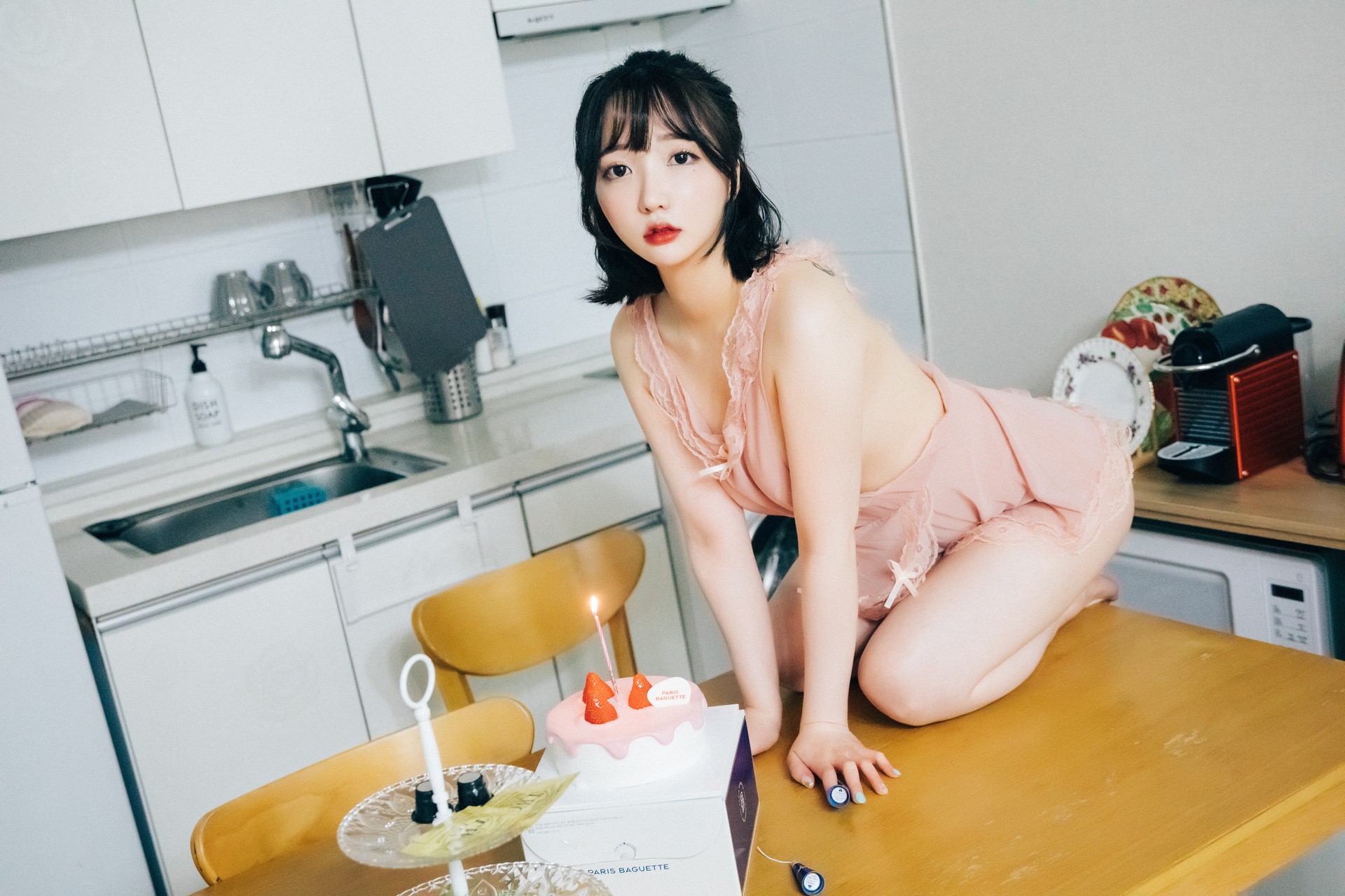 Son Yeeun 손예은, [Loozy] Happy Birthday (+S.Ver) Set.02