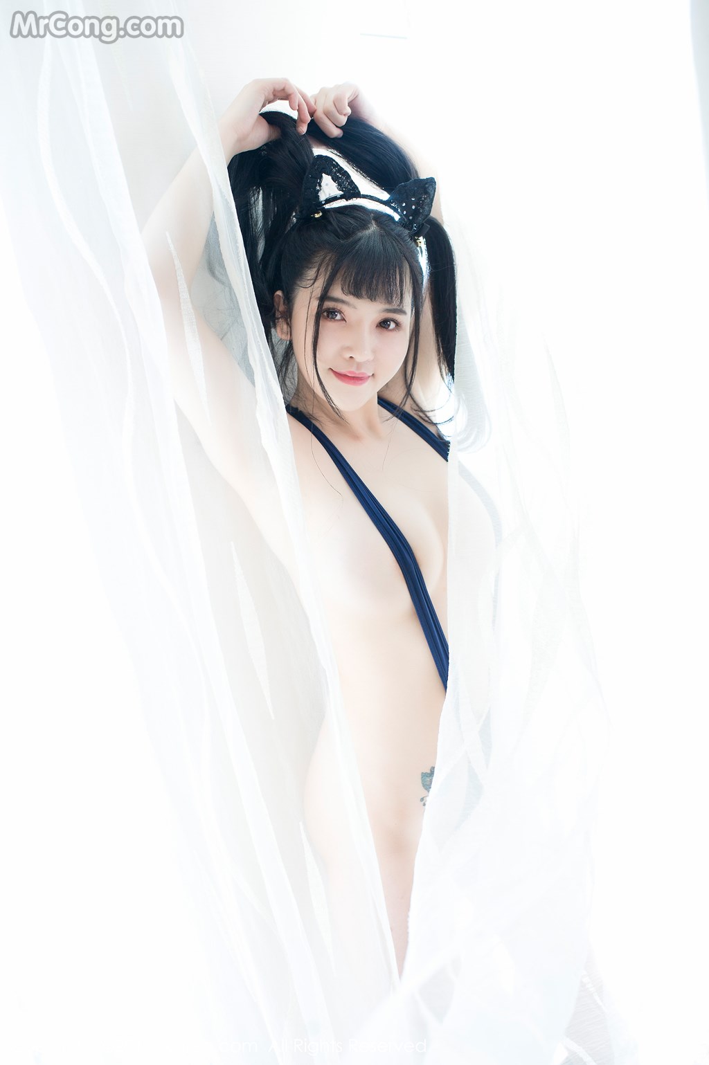 XIUREN No. 723: Model Liu Yu Er (刘 钰 儿) (71 photos) No.a2cb7e