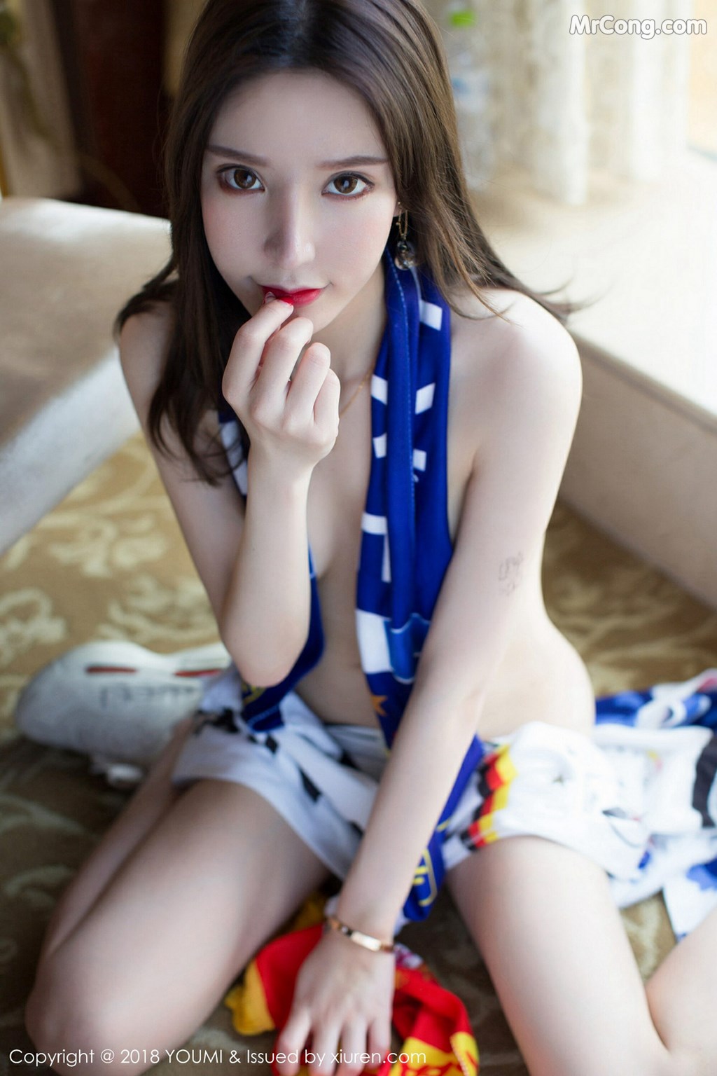 YouMi Vol.182: Model Zhou Yuxi (周 于 希) (50 photos) No.1ca5aa