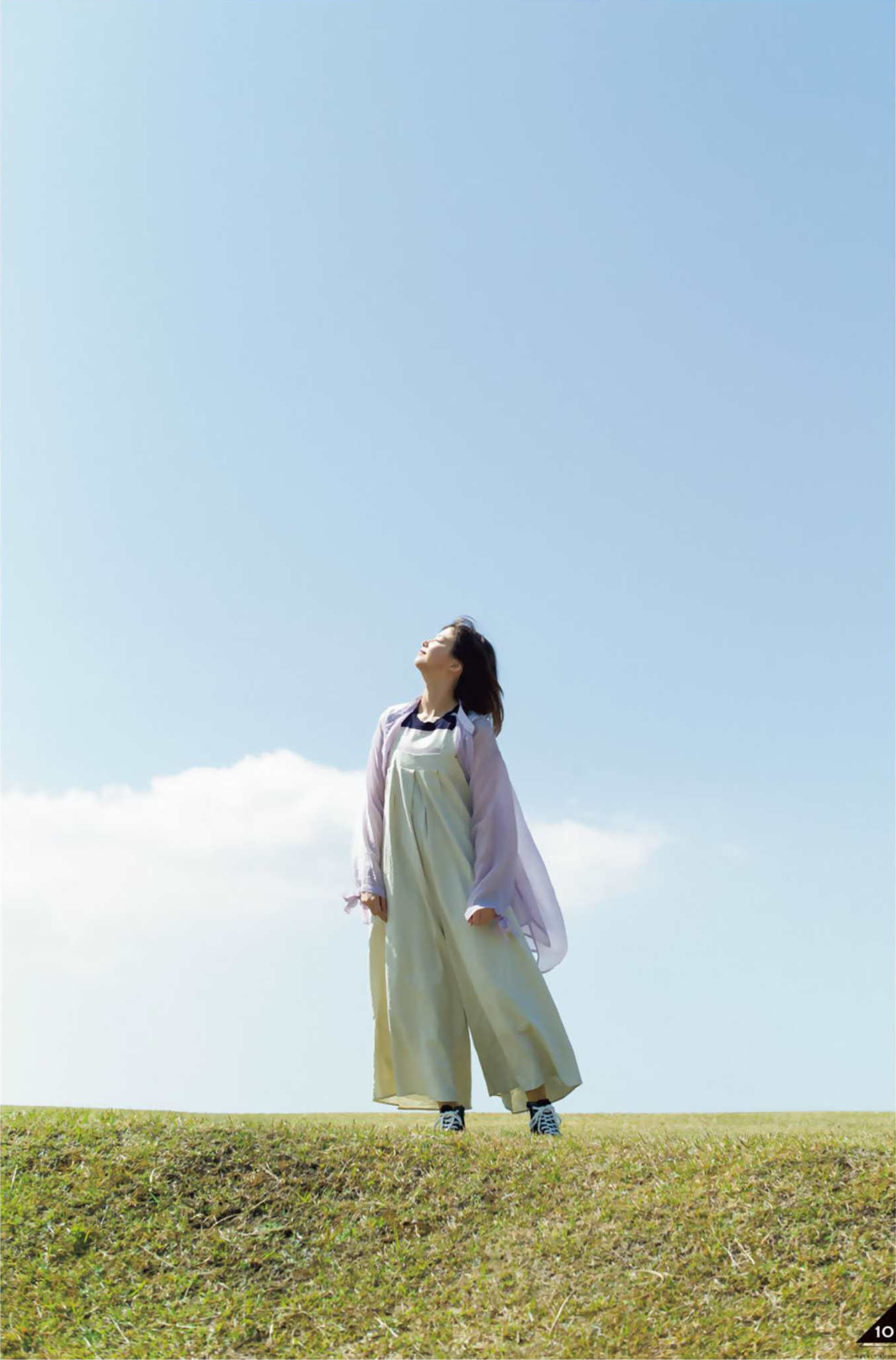 Risa Watanabe 渡邉理佐, Shonen Magazine 2022 No.24 (週刊少年マガジン 2022年24号)