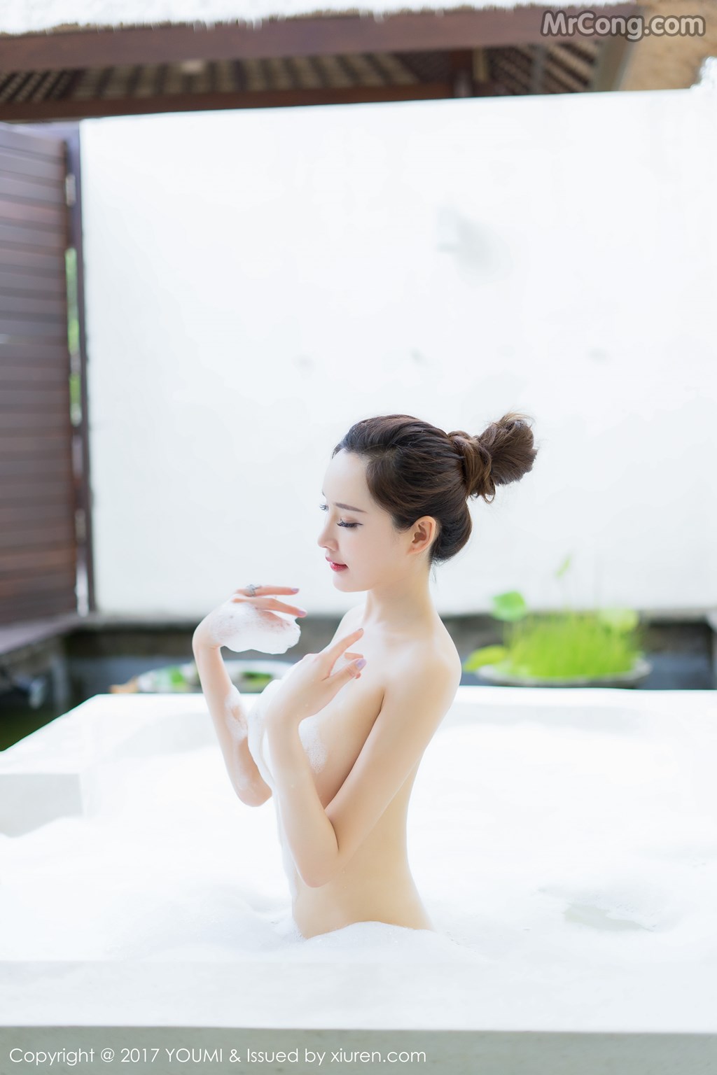 YouMi Vol.049: Model 土肥 圆 矮 挫 穷 (49 photos) No.fbfee6